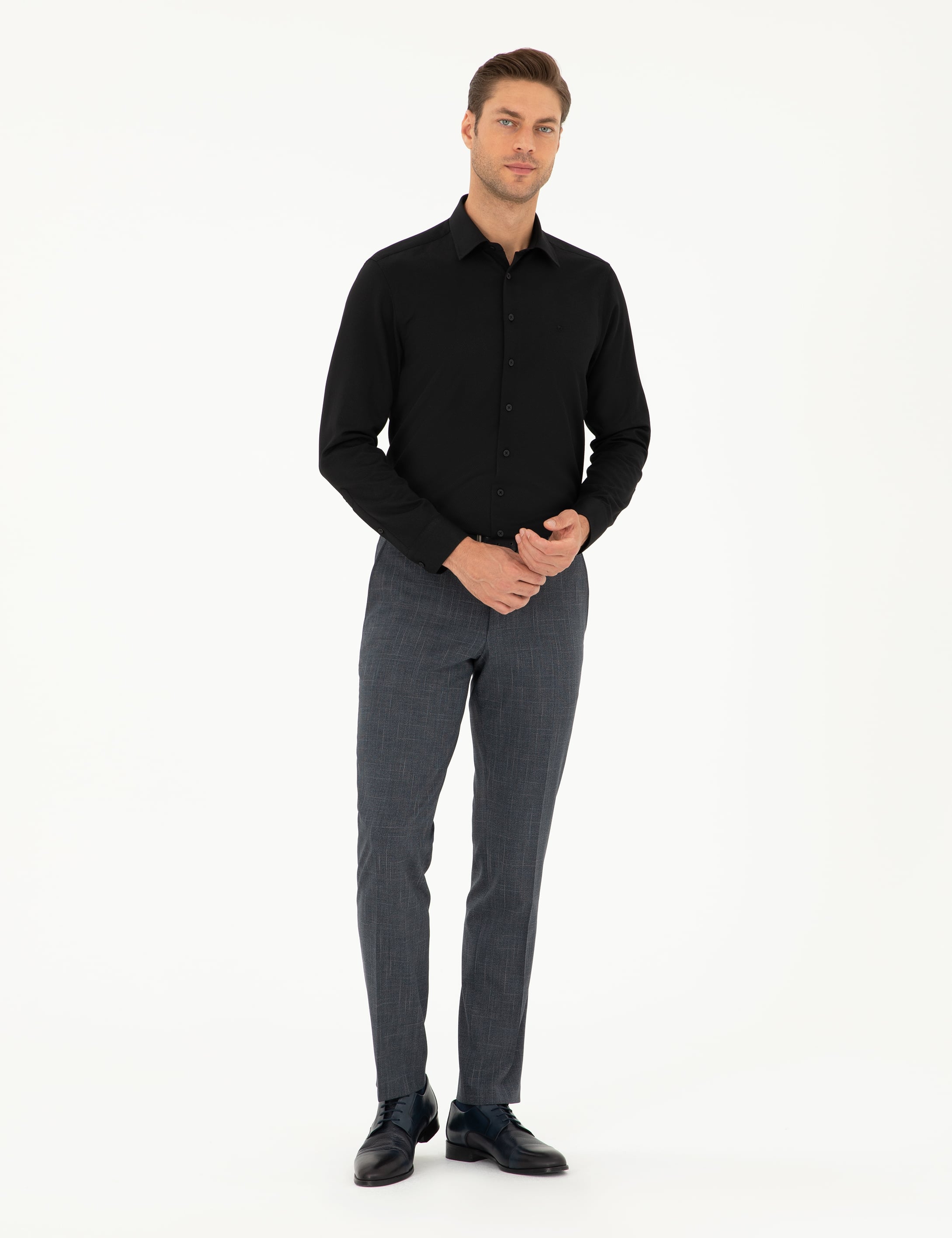 Siyah Armürlü Slim Fit Uzun Kollu Gömlek