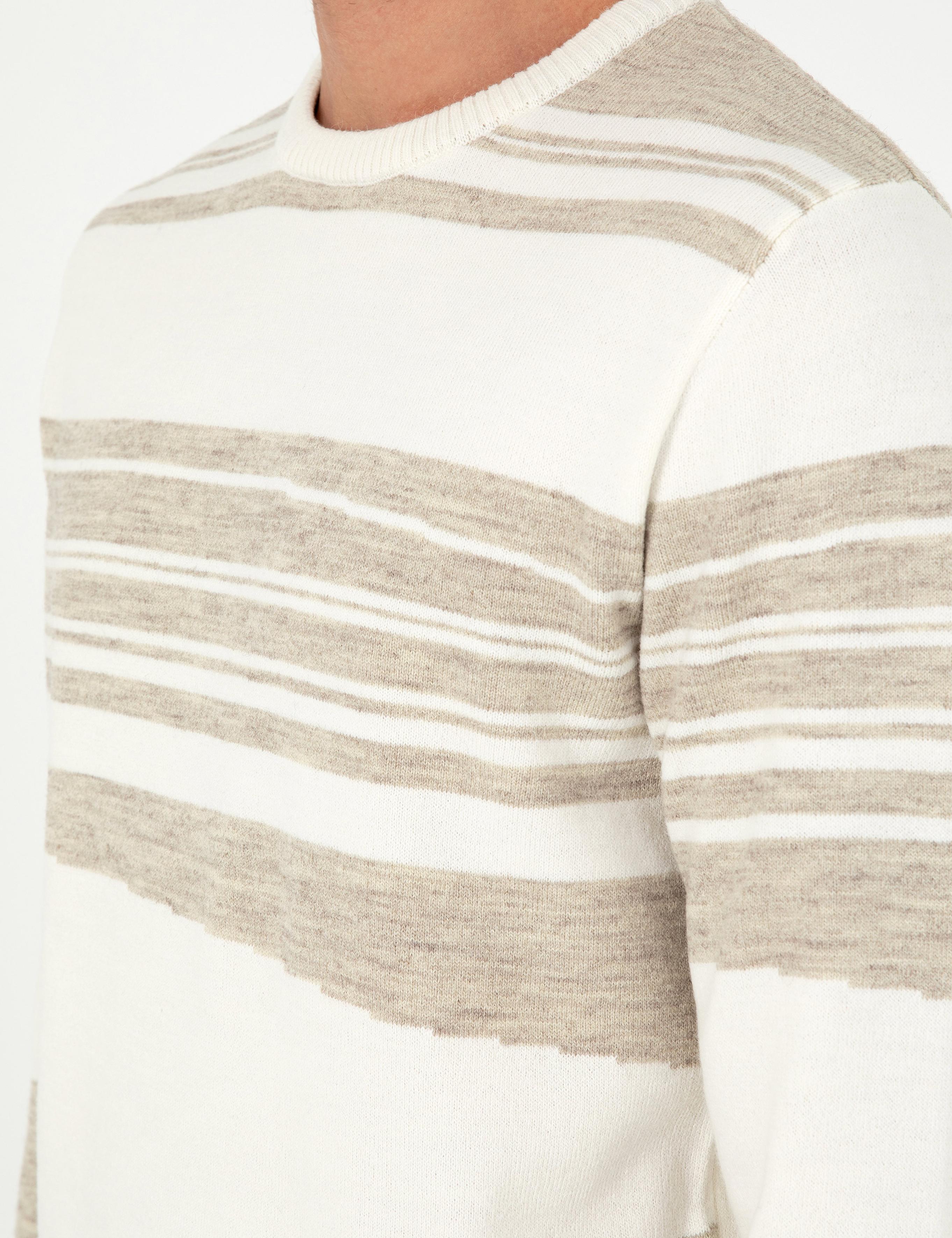 Kum Melanj Slim Fit Bisiklet Yaka Yün Karışımlı Triko Kazak