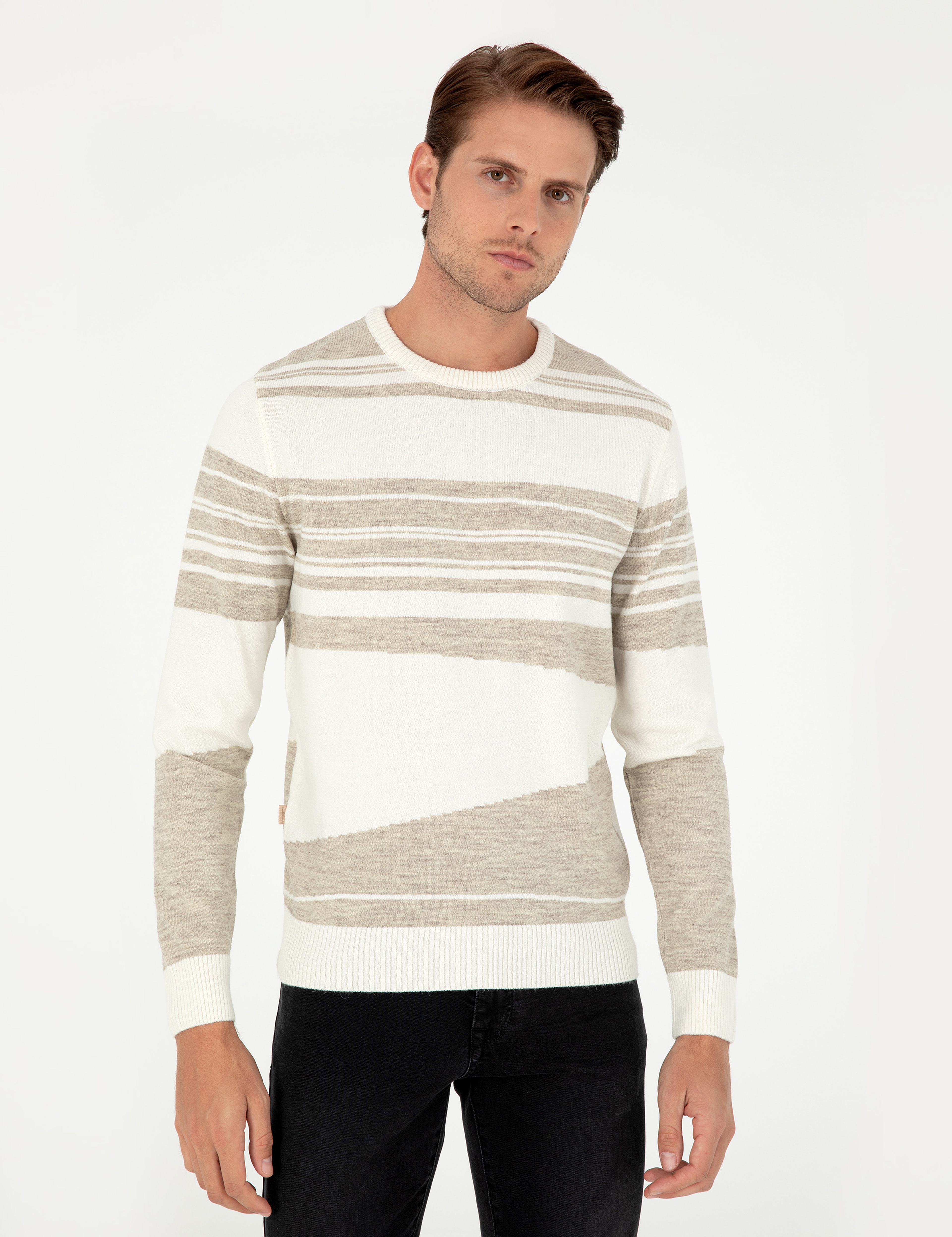 Kum Melanj Slim Fit Bisiklet Yaka Yün Karışımlı Triko Kazak