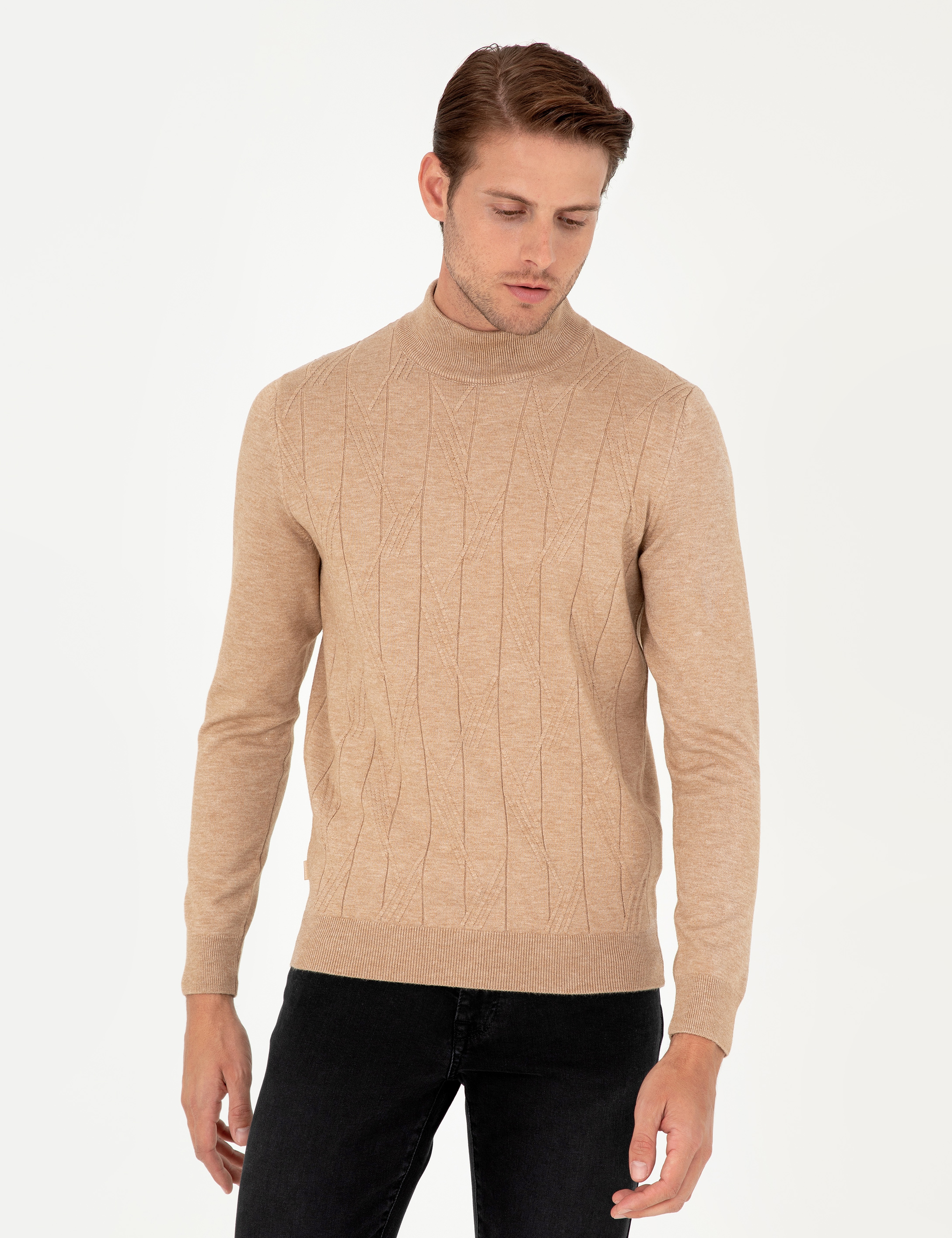 Bej Slim Fit Yarım Balıkçı Yaka Triko Kazak - Image 1