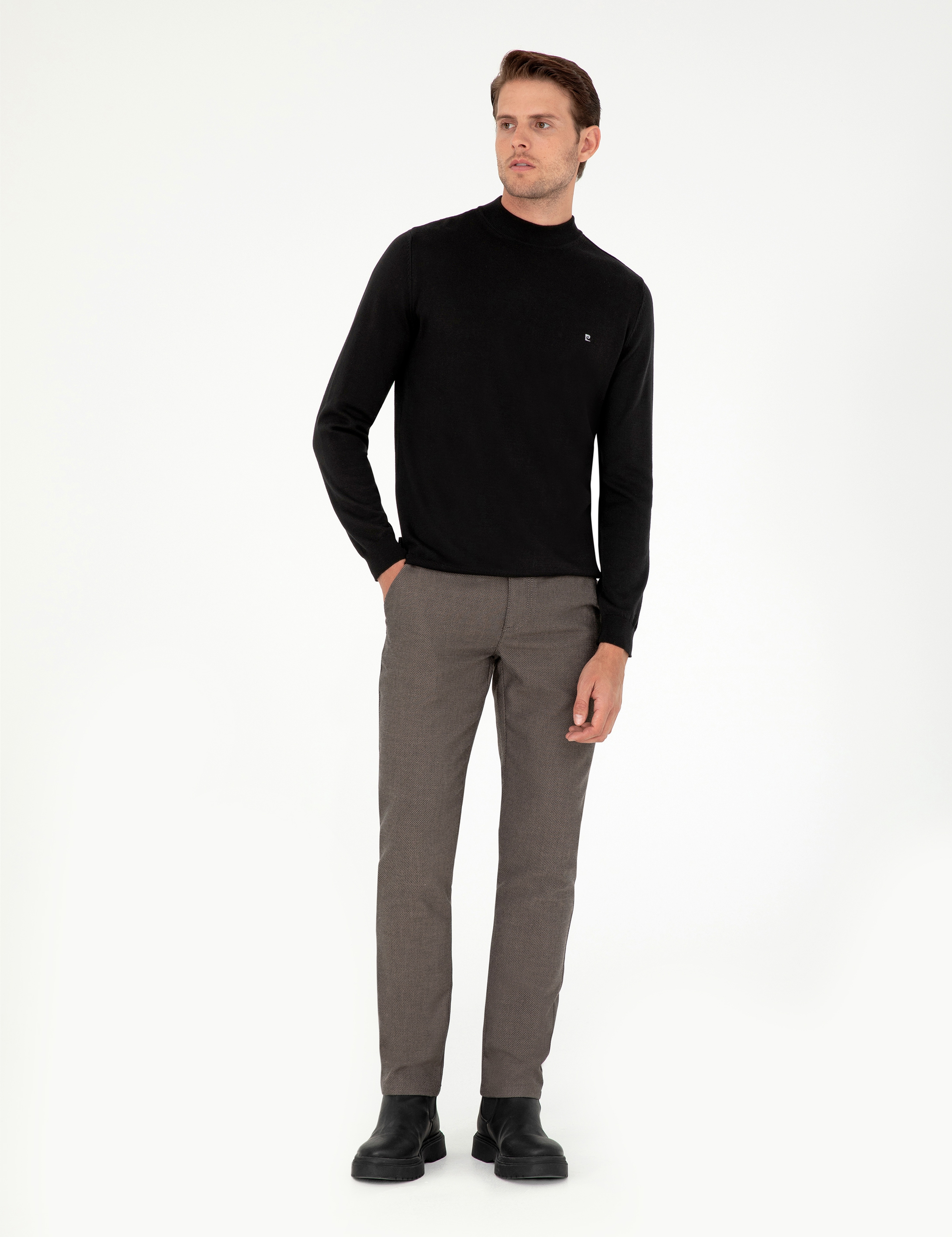Siyah Slim Fit Çeyrek Yaka Basic Triko Kazak - Image 4