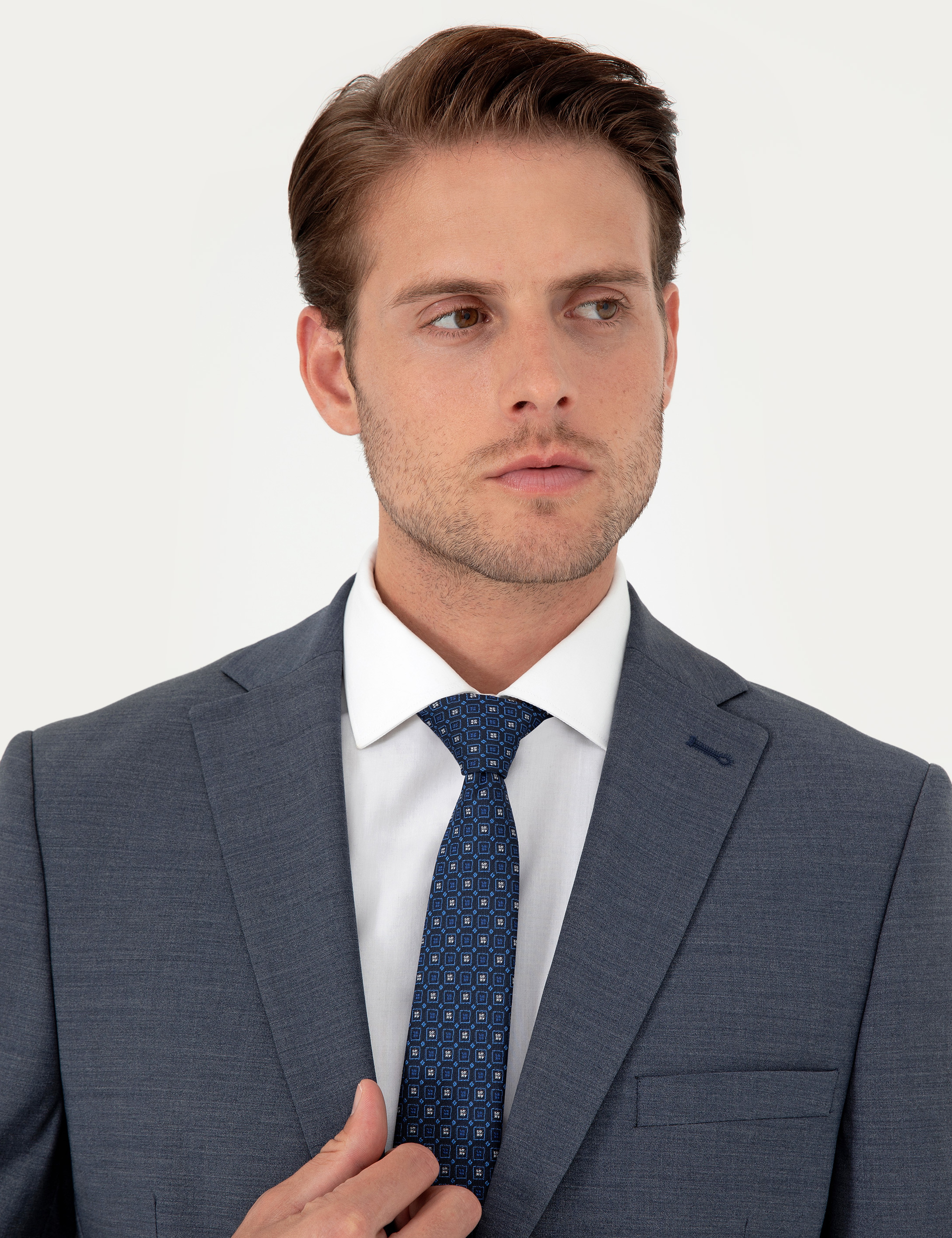 Koyu Mavi Slim Fit Yün Karışımlı Takım Elbise