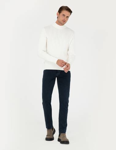 Ekru Slim Fit Yarım Balıkçı Yaka Triko Kazak