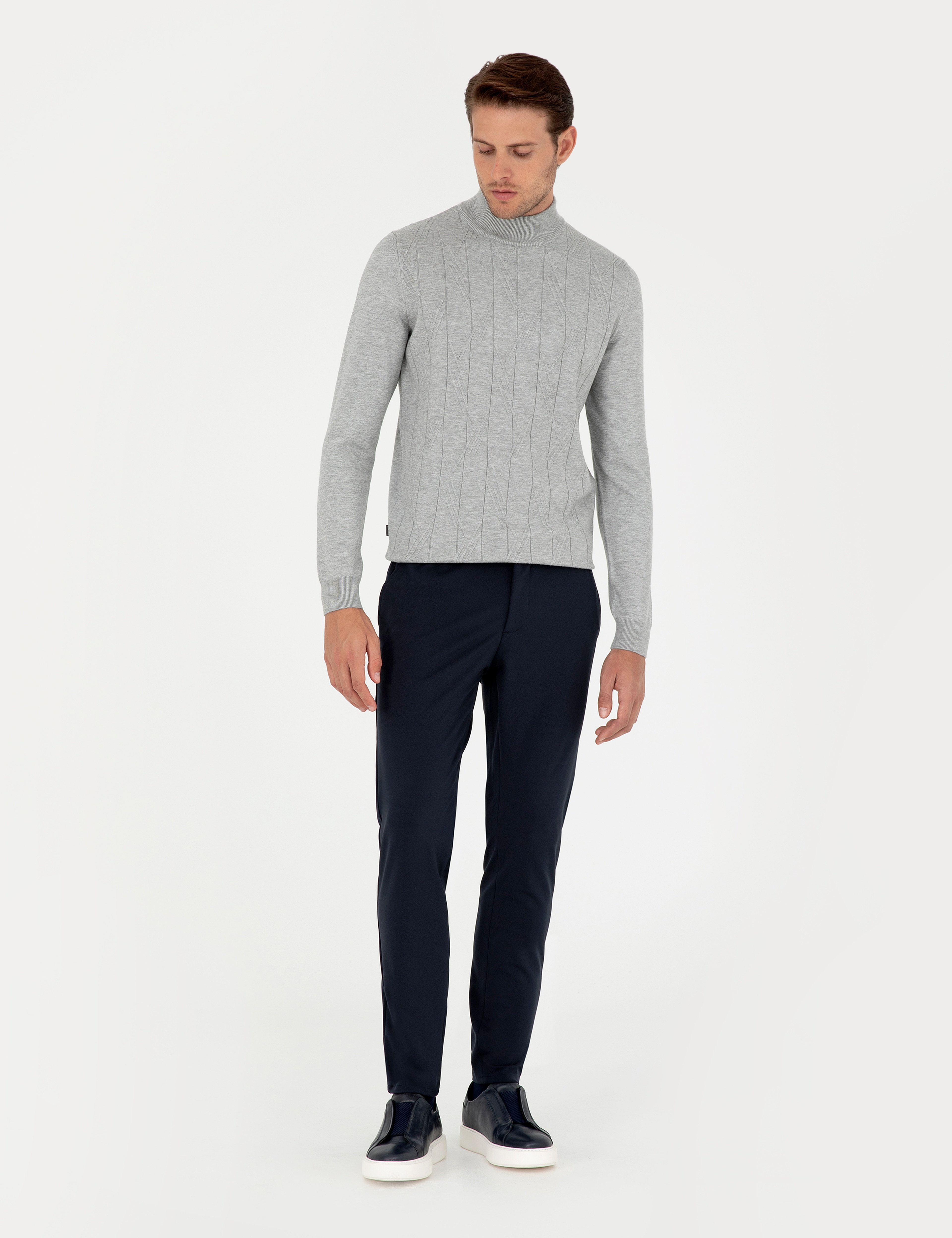 Gri Slim Fit Yarım Balıkçı Yaka Triko Kazak - Image 4