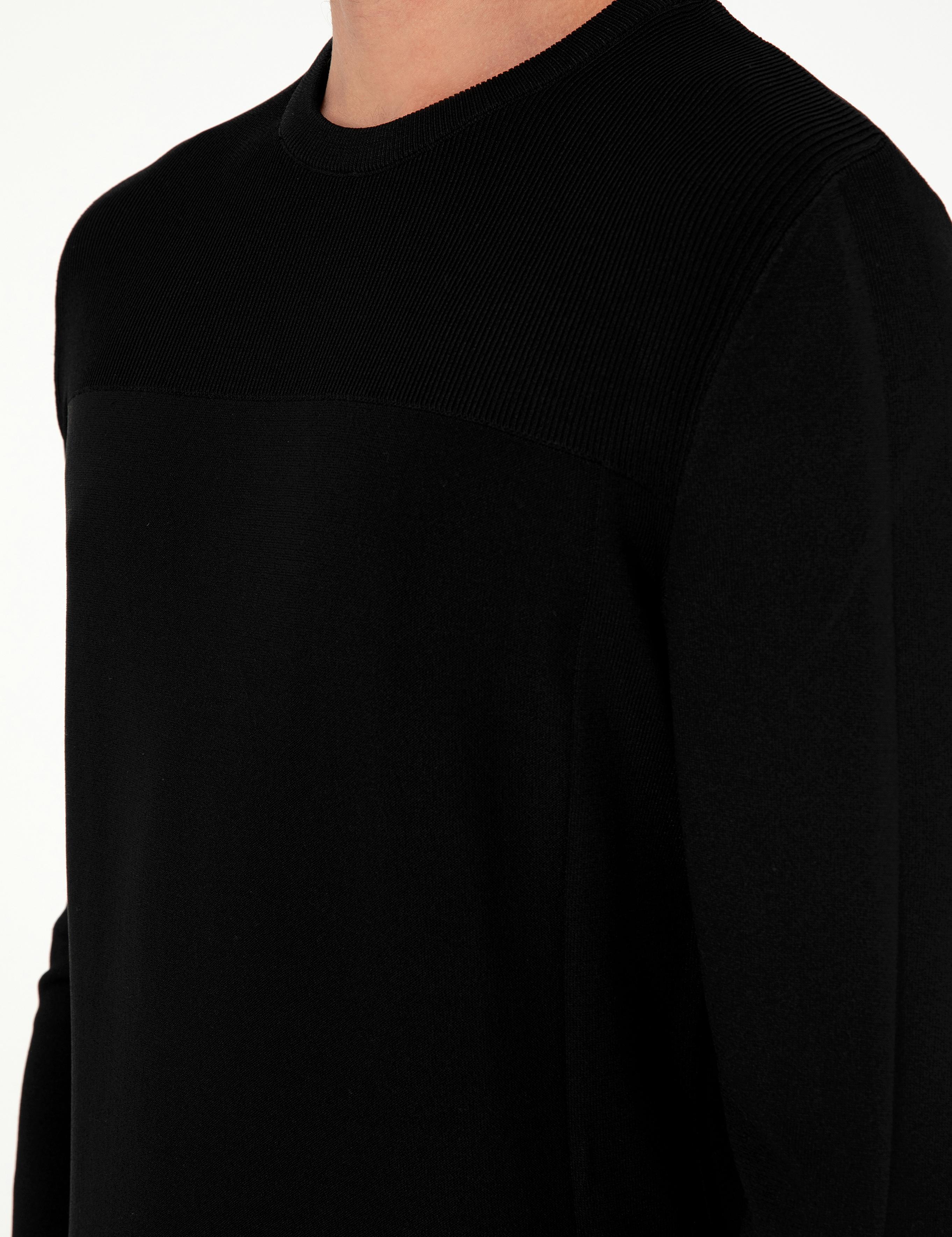 Siyah Slim Fit Bisiklet Yaka Triko Kazak