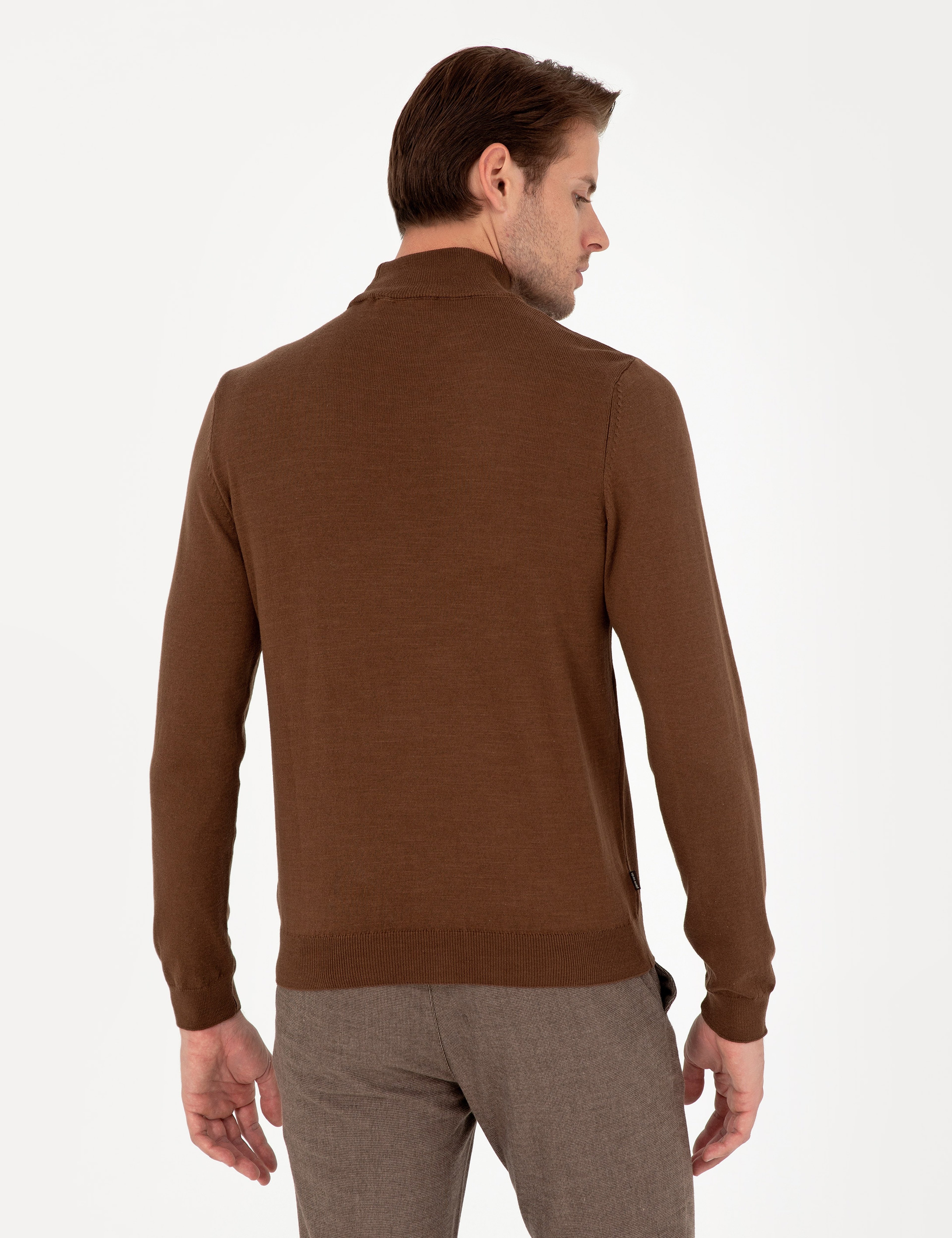Koyu Kahverengi Slim Fit Yarım Balıkçı Yaka Basic Triko Kazak - Image 5