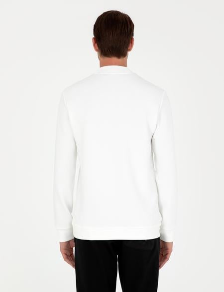 Beyaz Regular Fit Sweatshirt - 50293256003