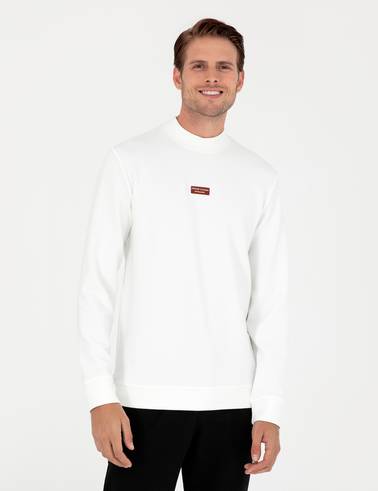 Beyaz Regular Fit Sweatshirt