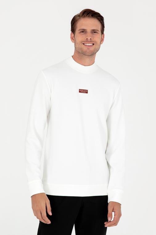 Beyaz Regular Fit Sweatshirt