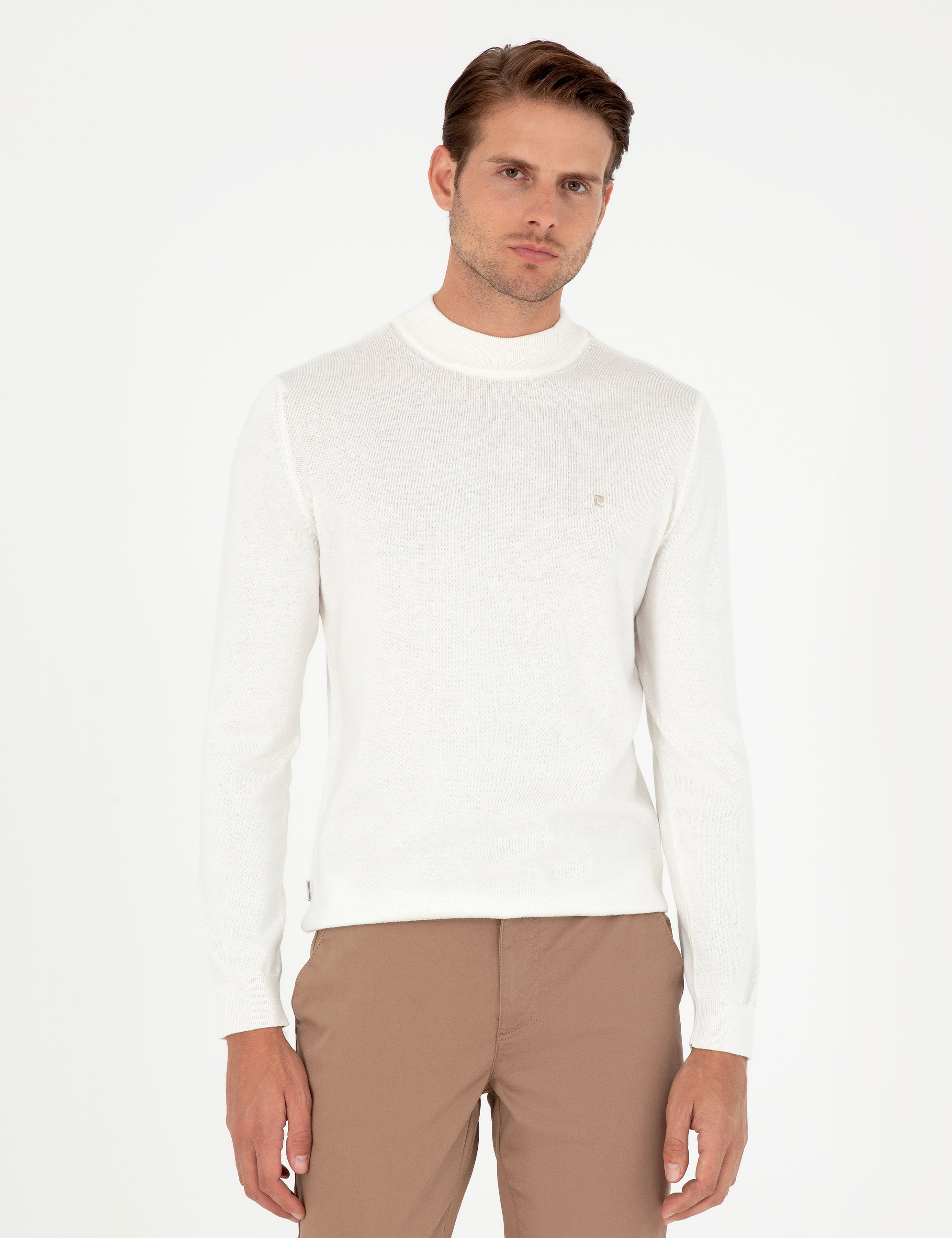 Ekru Slim Fit Çeyrek Yaka Basic Triko Kazak