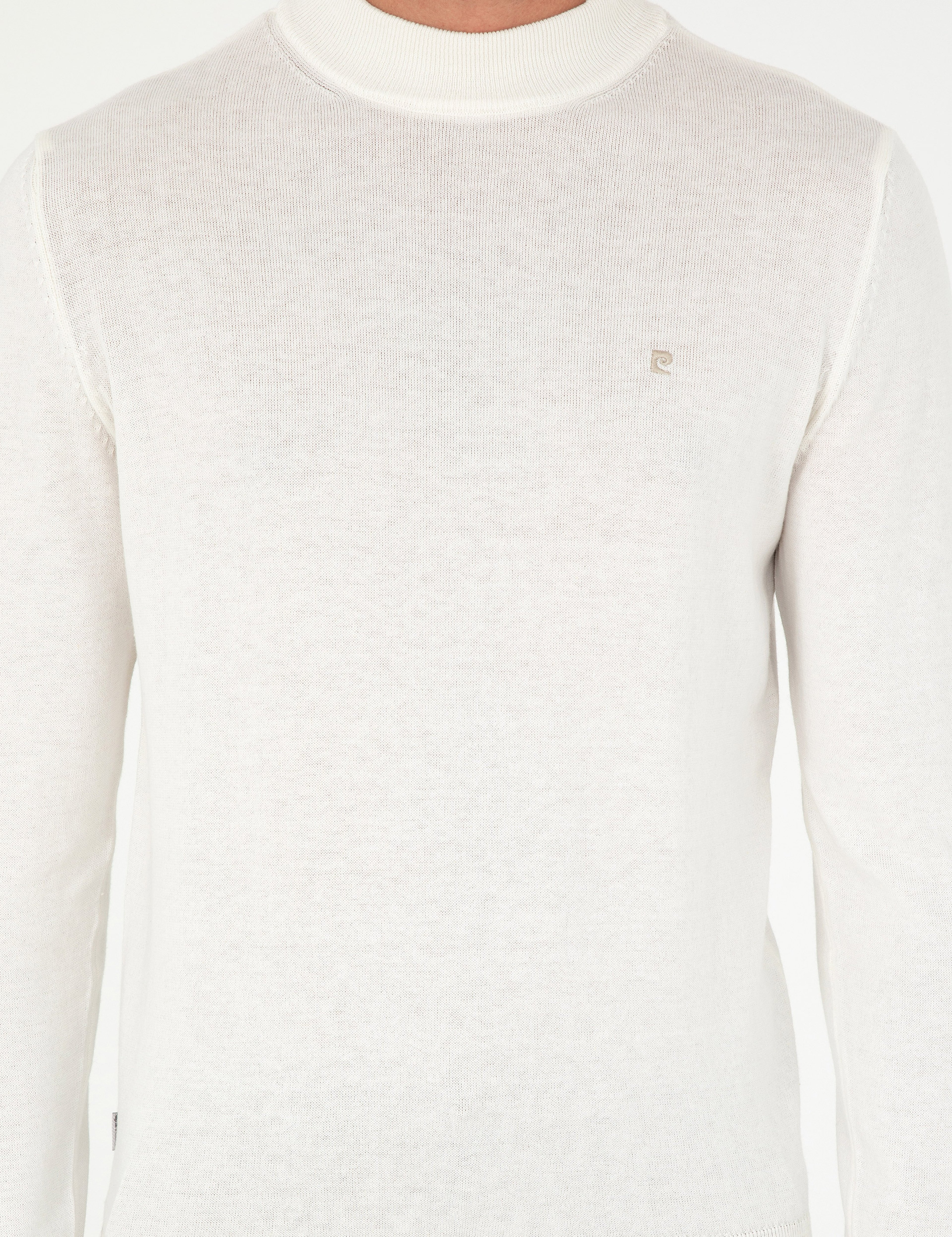 Ekru Slim Fit Çeyrek Yaka Basic Triko Kazak