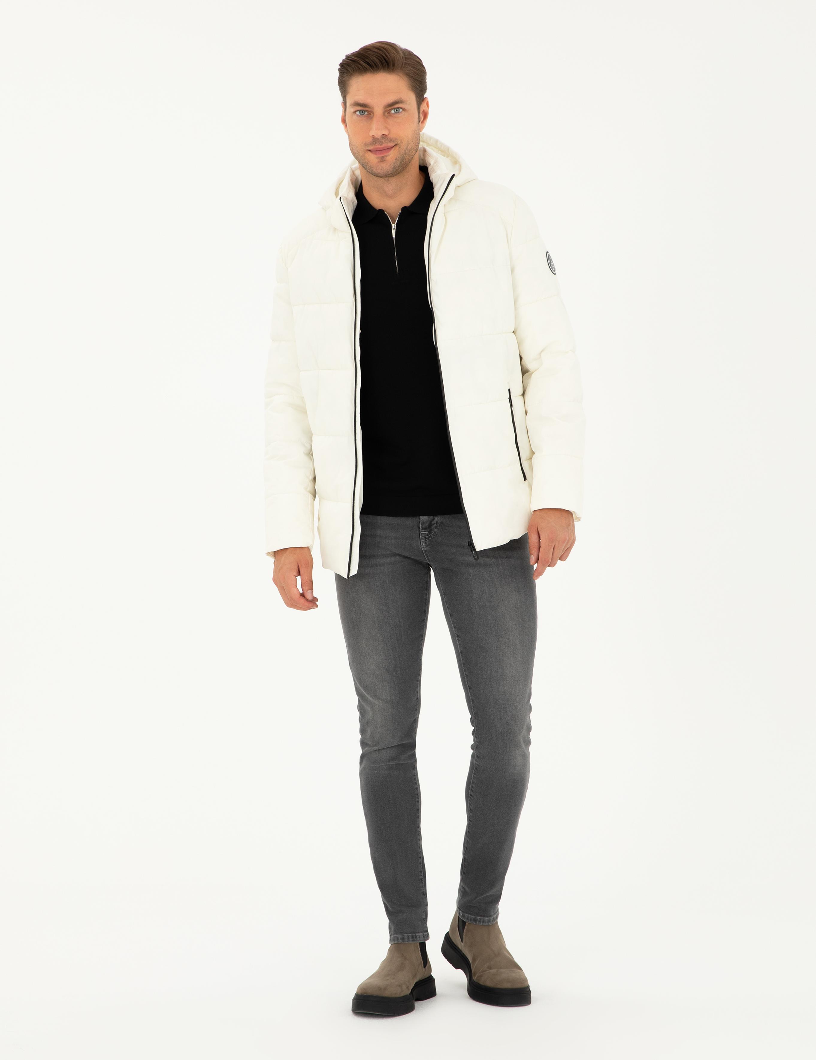 Ekru Kapüşonlu Şişme Mont