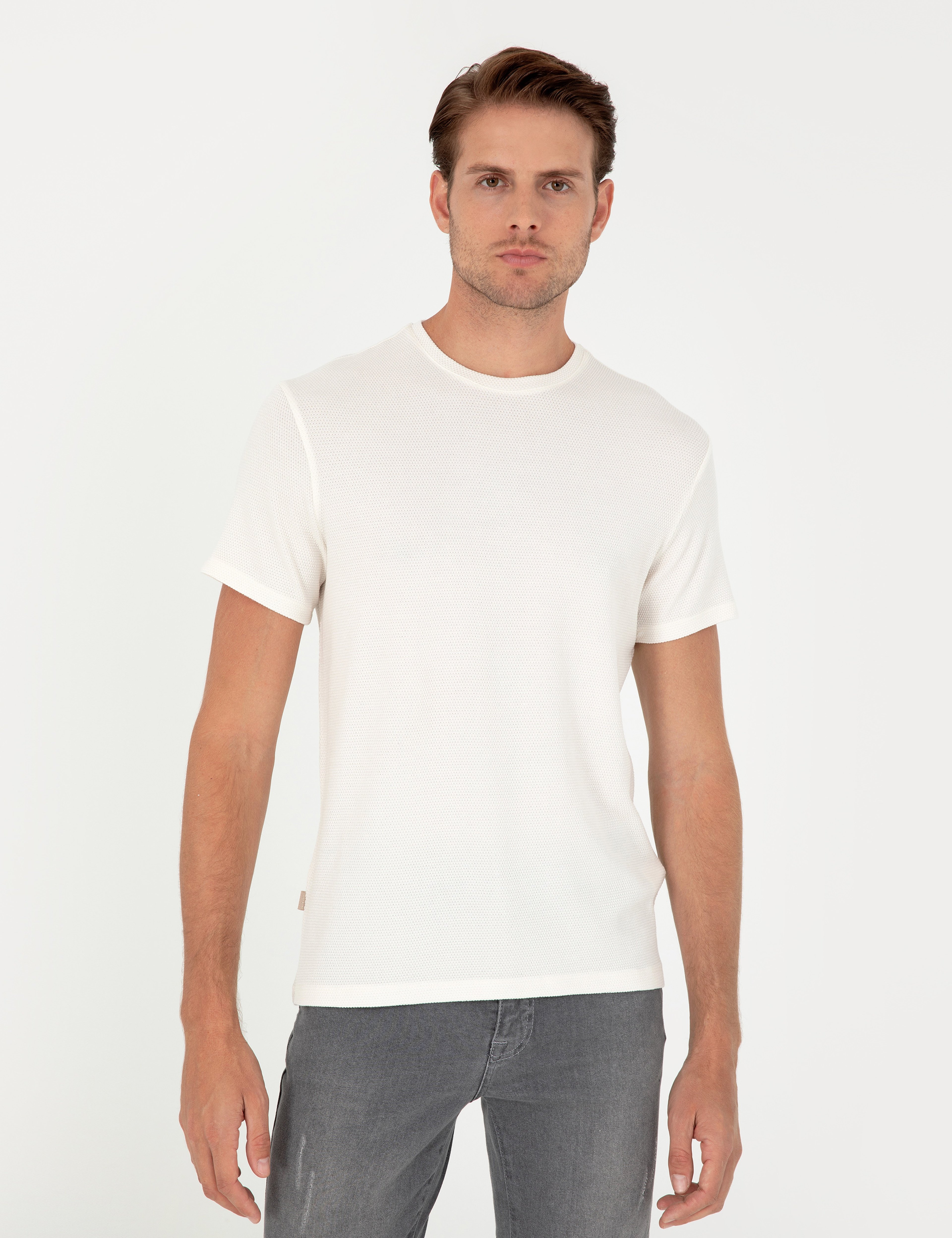 Ekru Slim Fit Basic Tişört - Image 3