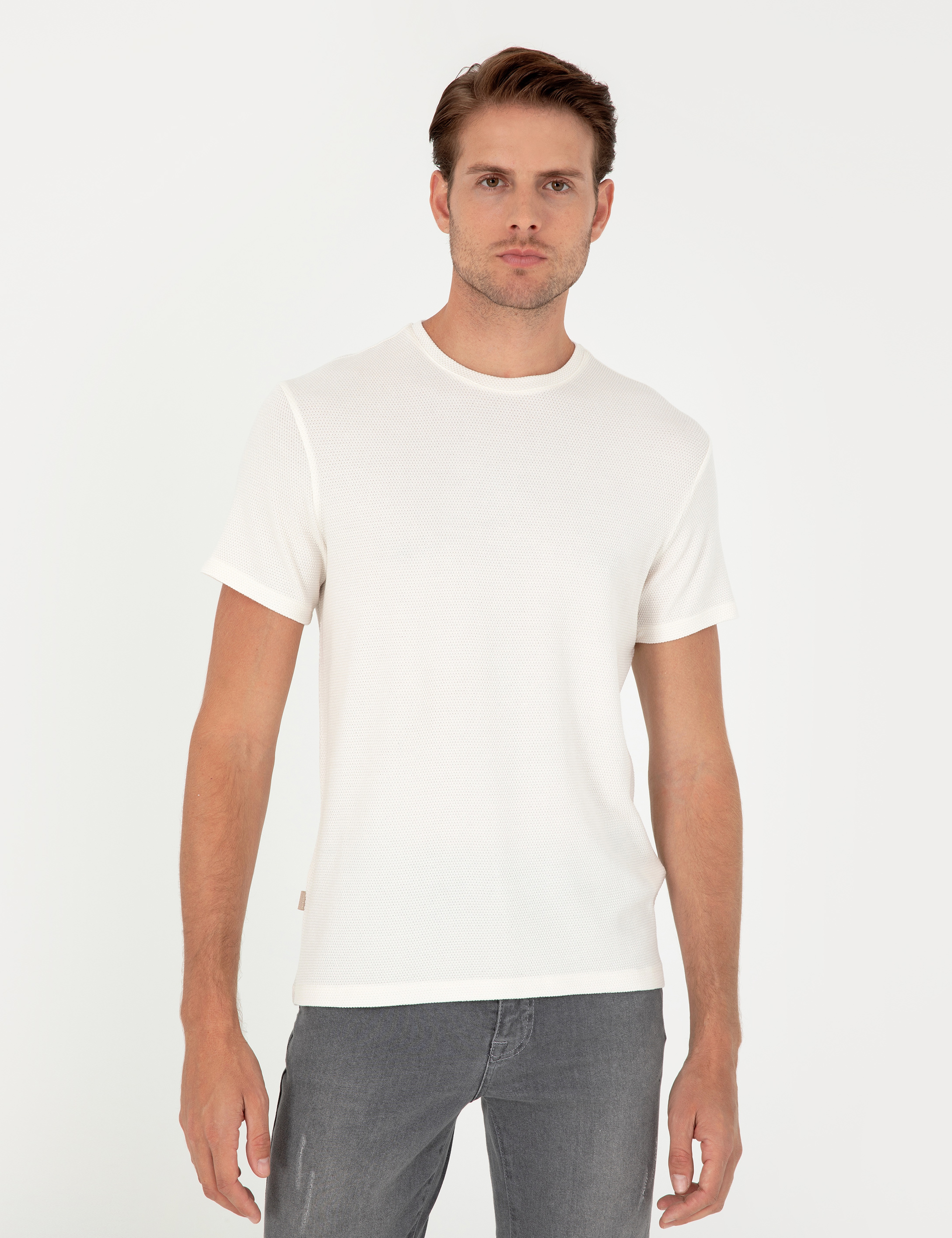 Ekru Slim Fit Basic Tişört