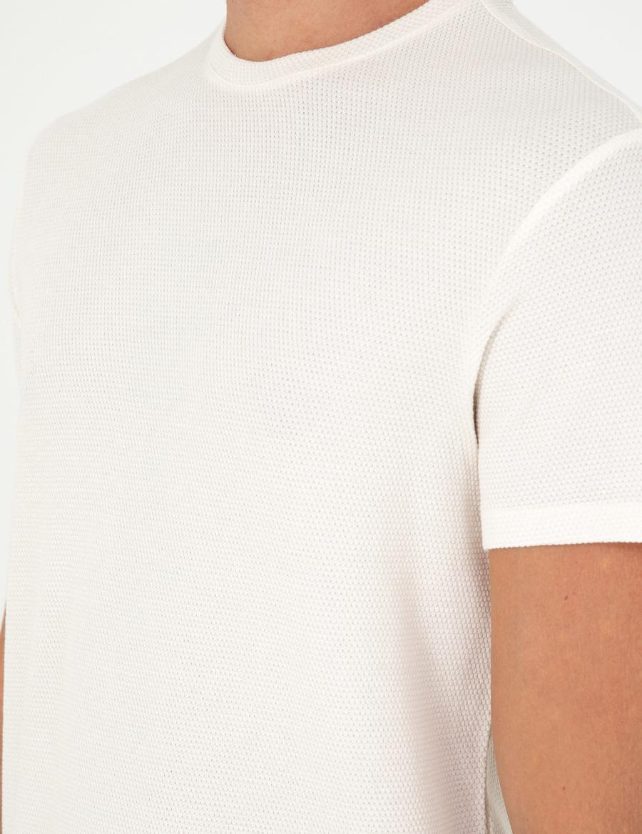 Ekru Slim Fit Basic Tişört