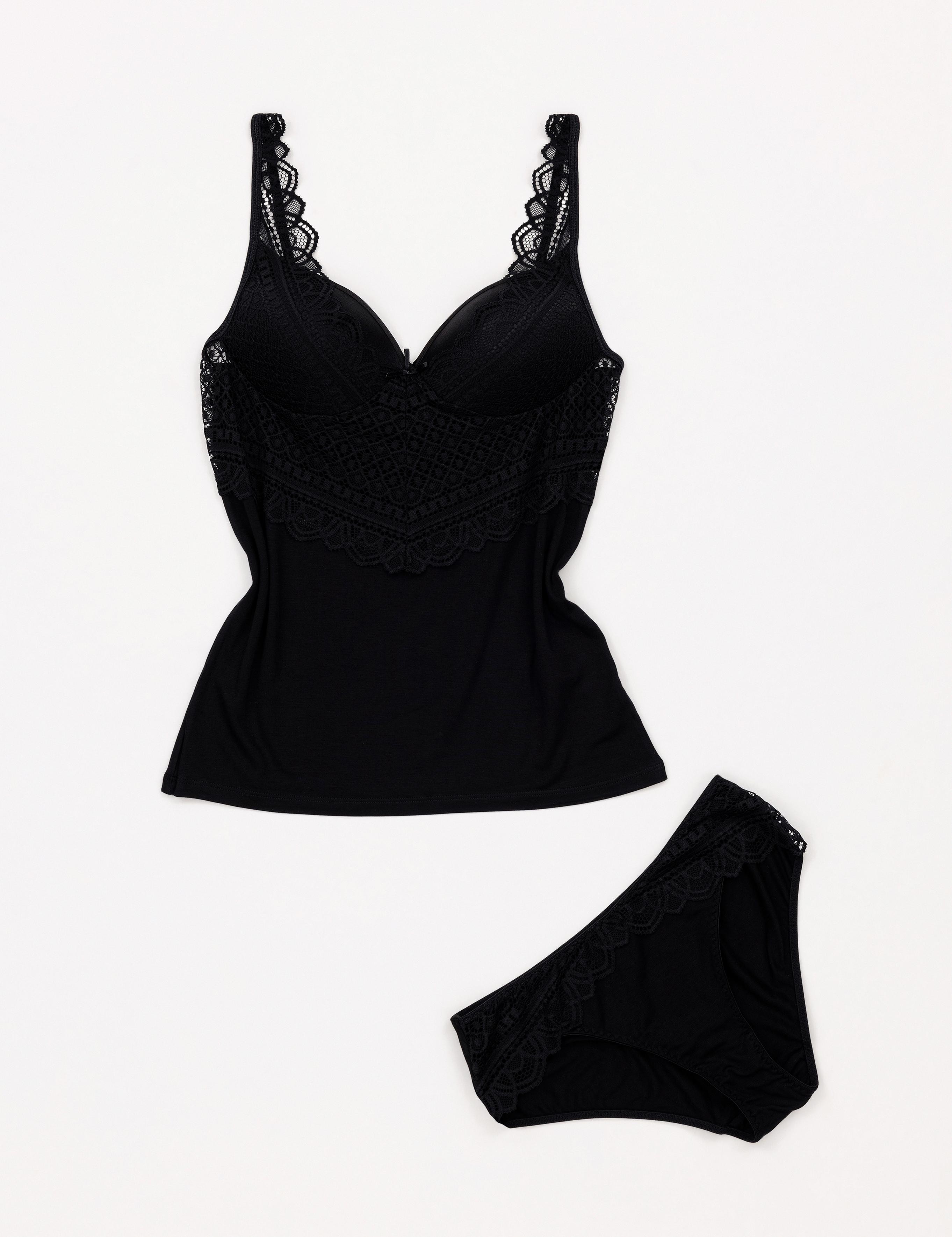 Siyah İç Giyim Takım