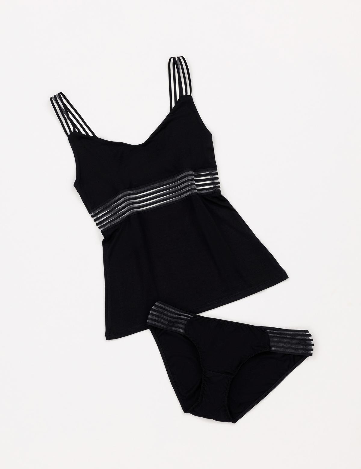 Siyah İç Giyim Takım