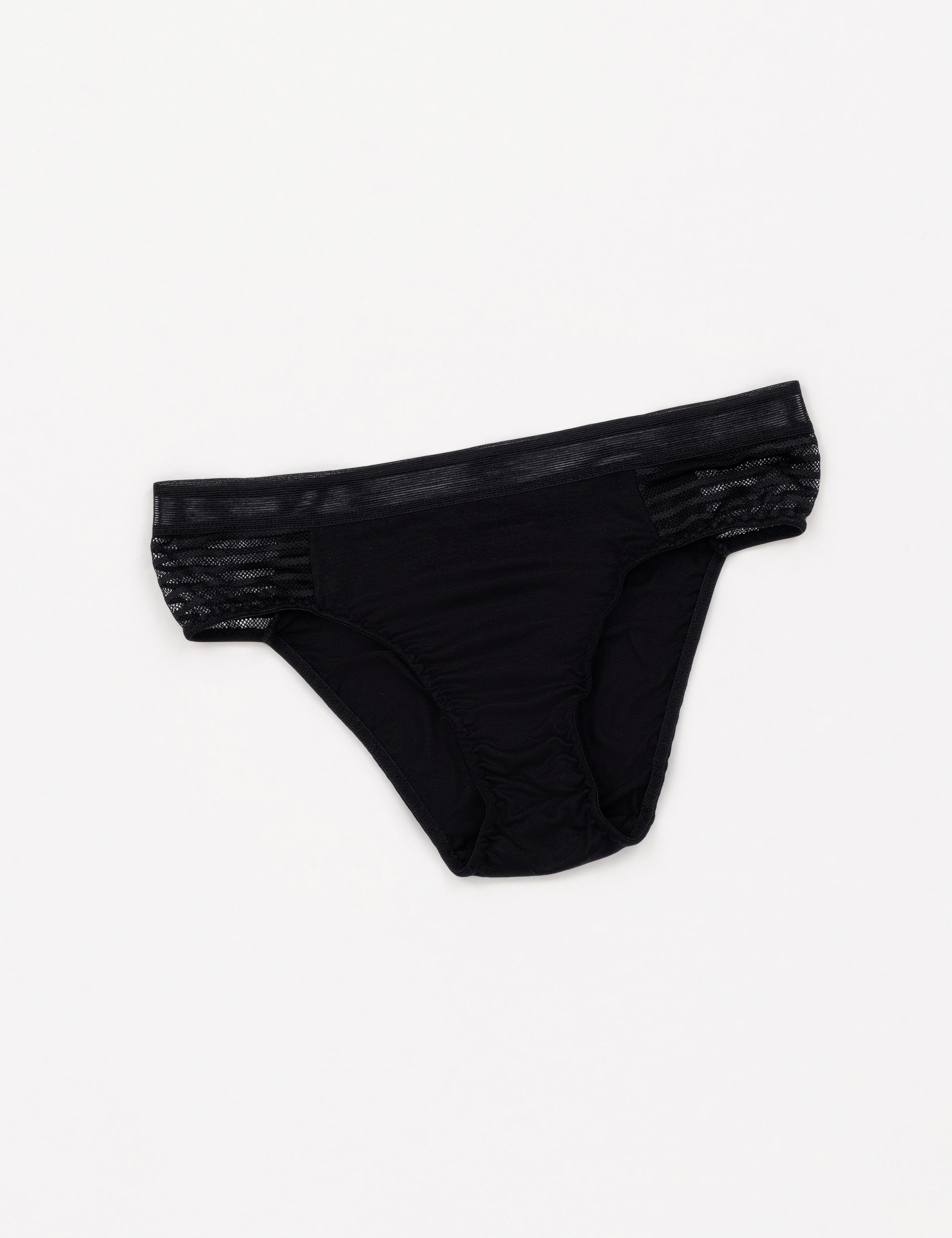 Siyah İç Giyim Takım