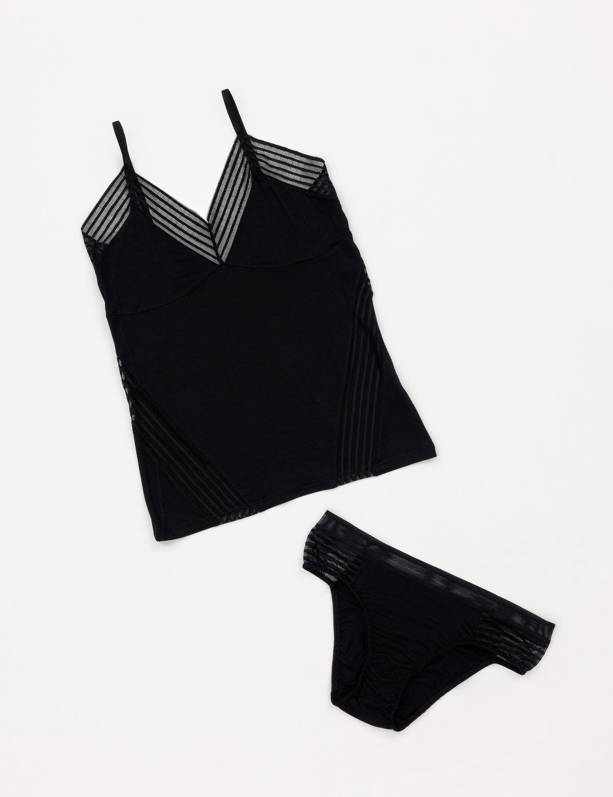 Siyah İç Giyim Takım