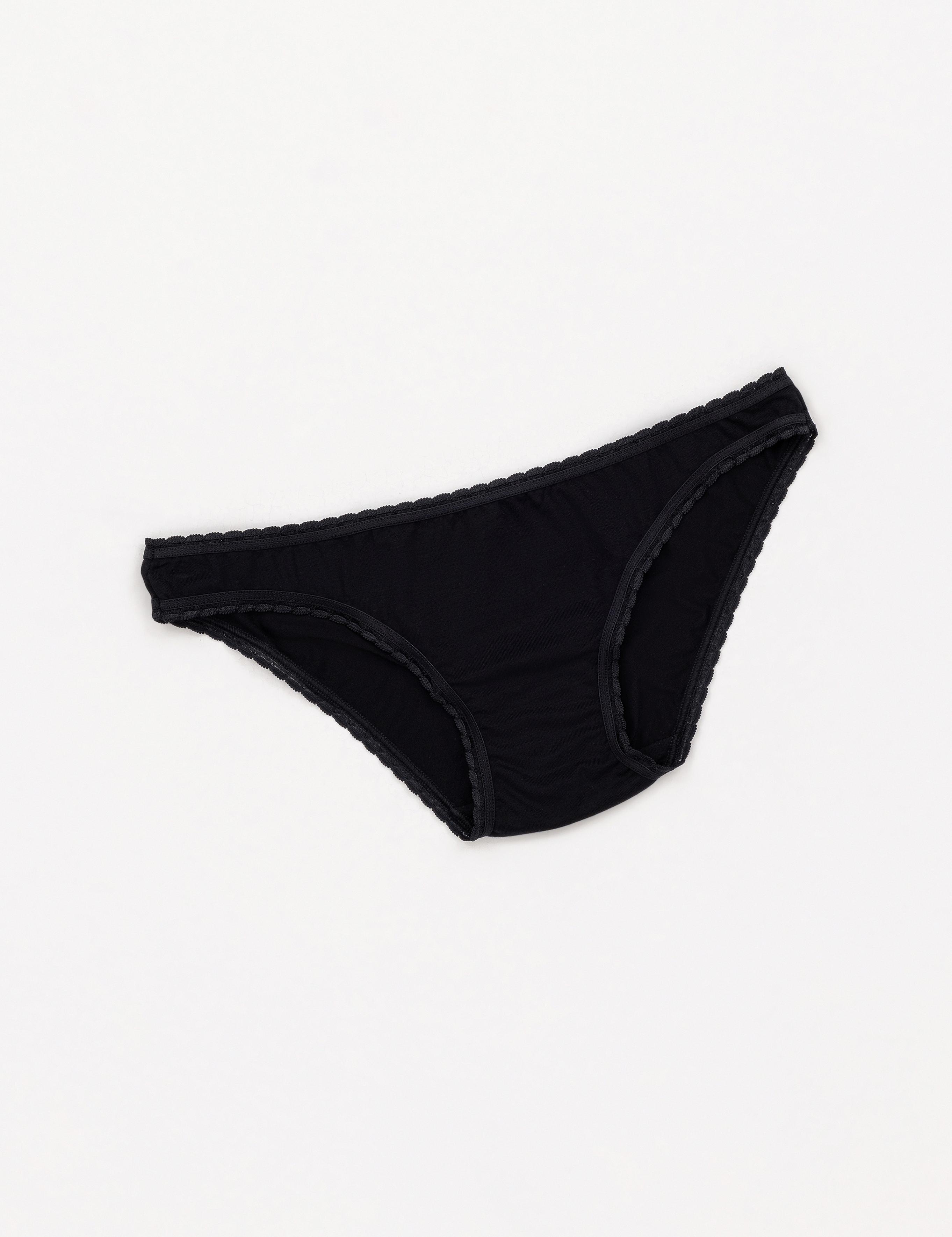 Siyah İç Giyim Takım