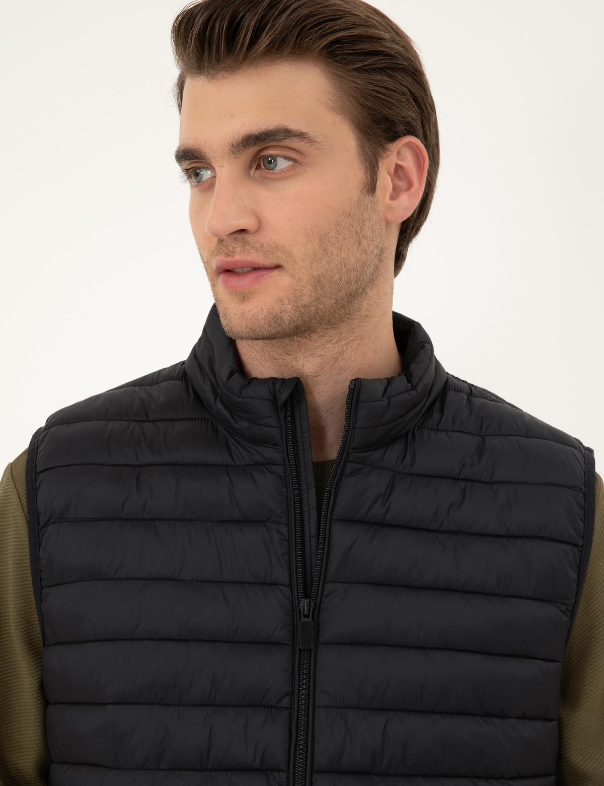 Siyah Dolgulu Ultra Hafif Şişme Yelek - 50295103004