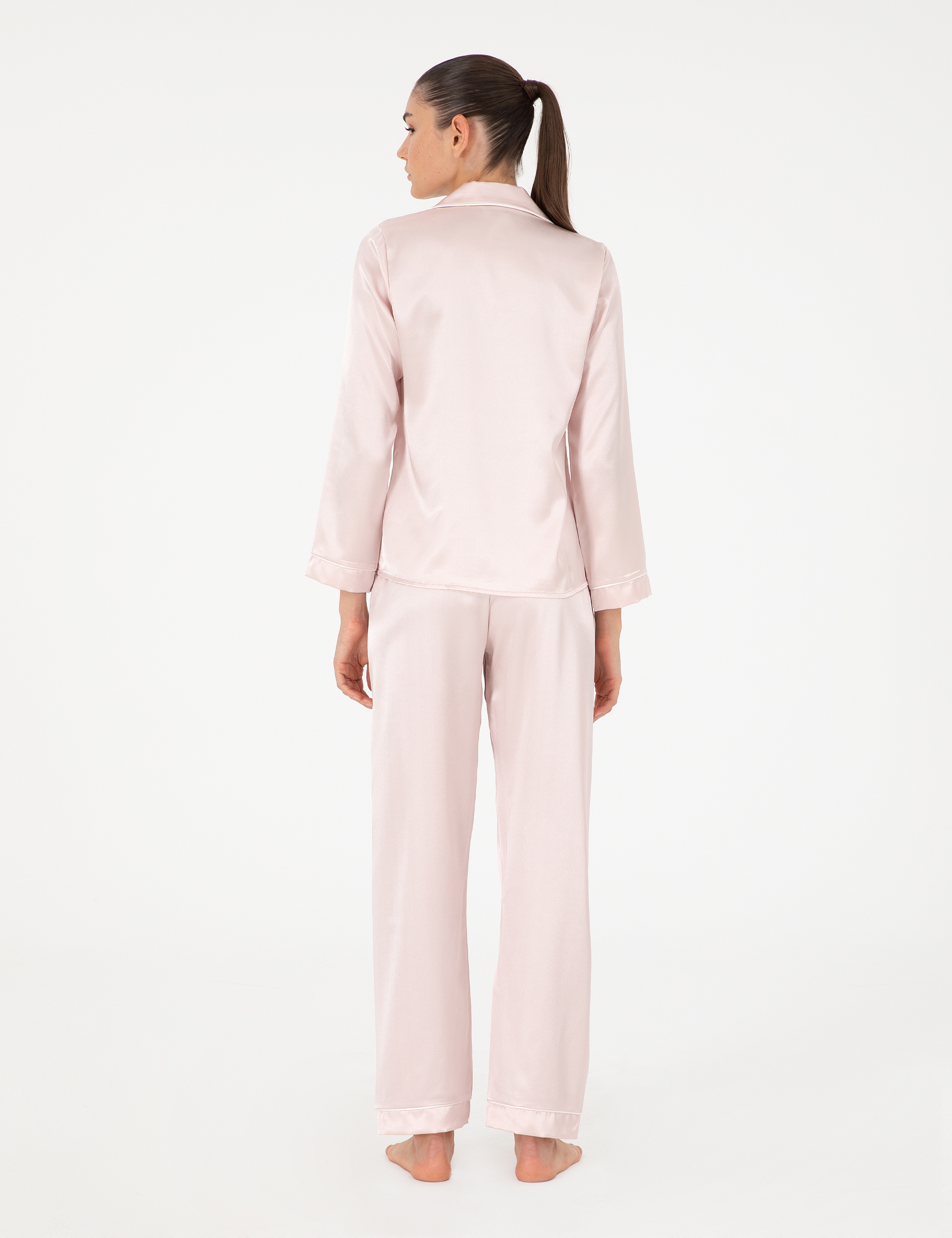 Pudra Saten Pijama Takımı - Image 4