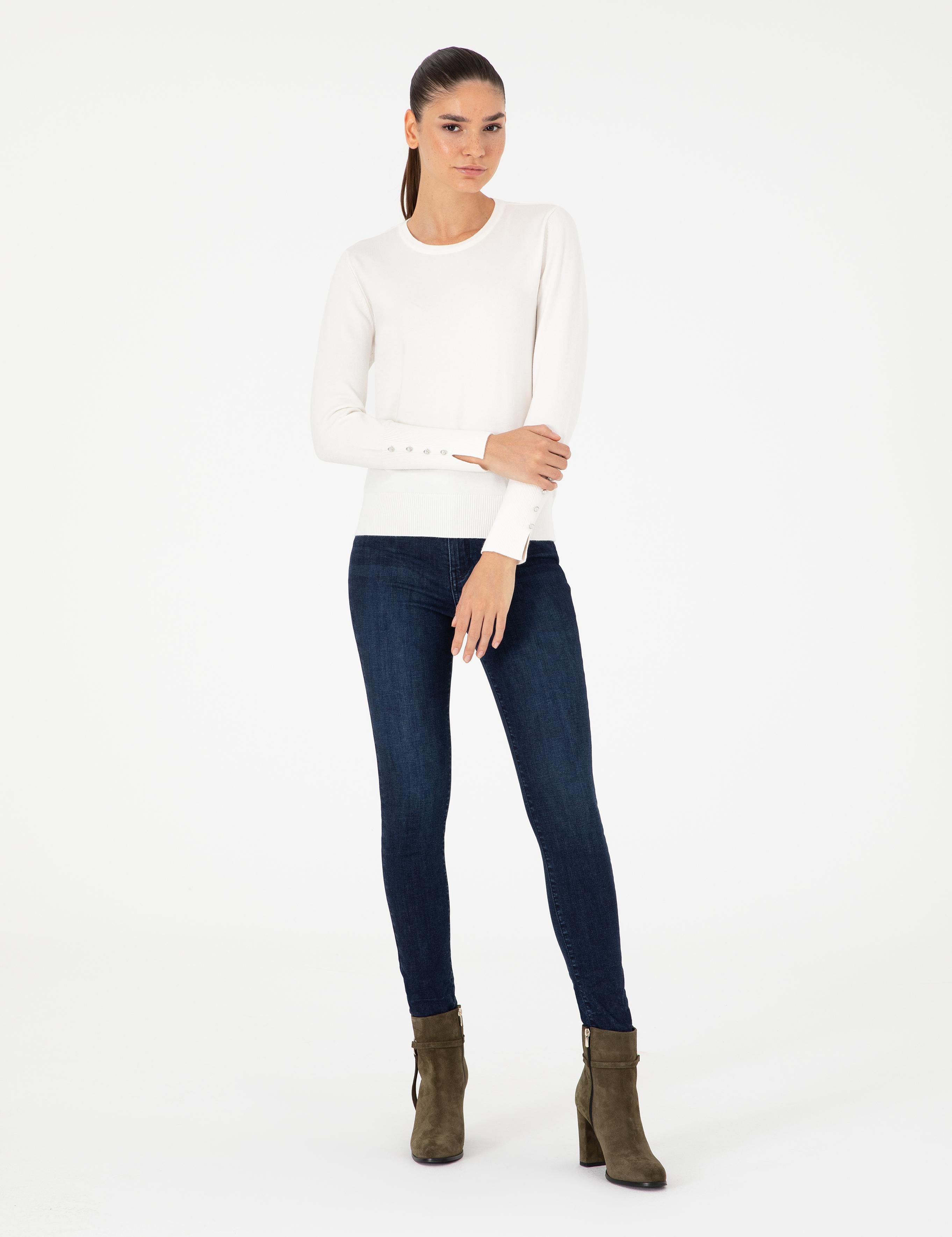 Ekru Slim Fit Bisiklet Yaka Basic Kazak