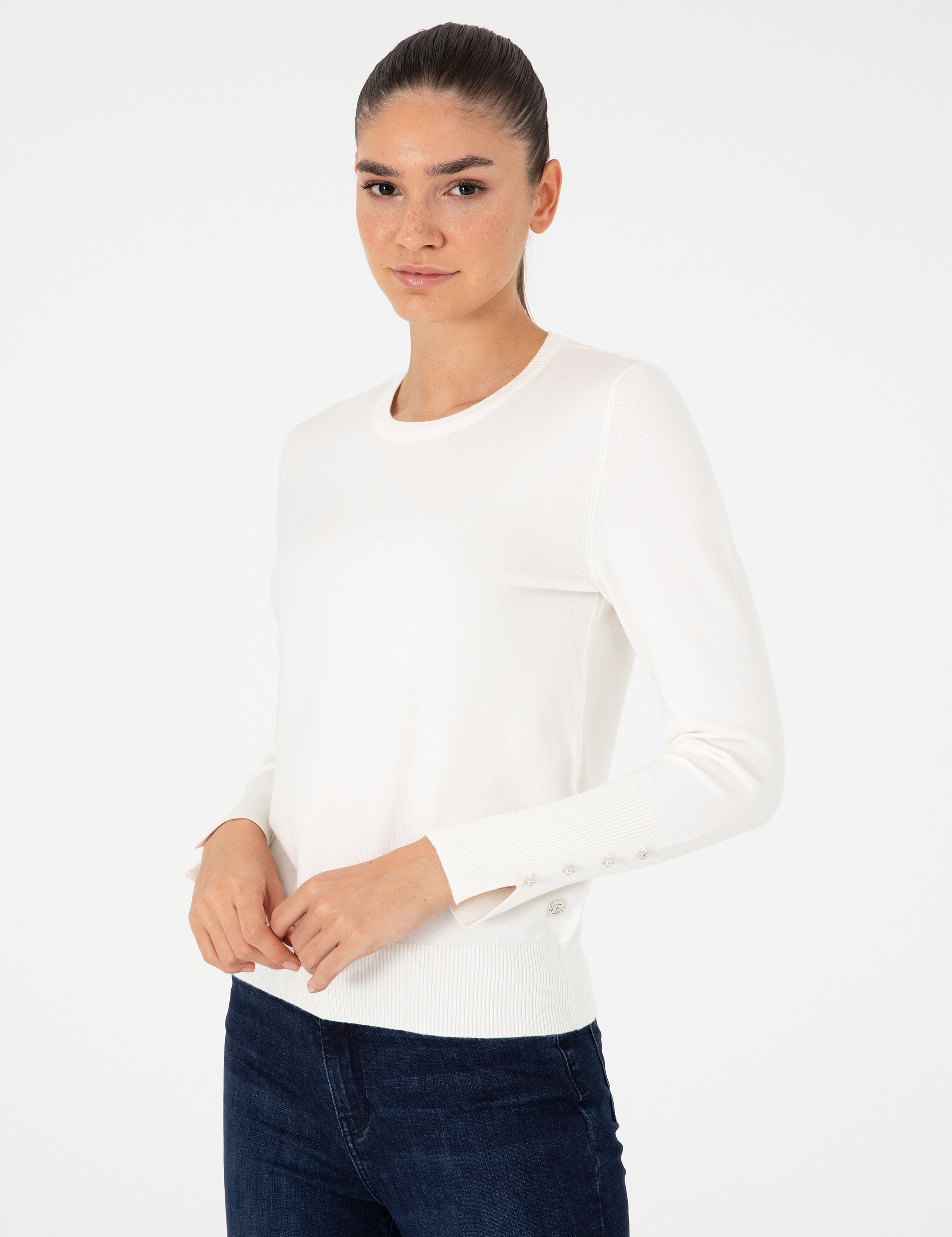 Ekru Slim Fit Bisiklet Yaka Basic Kazak - Image 3