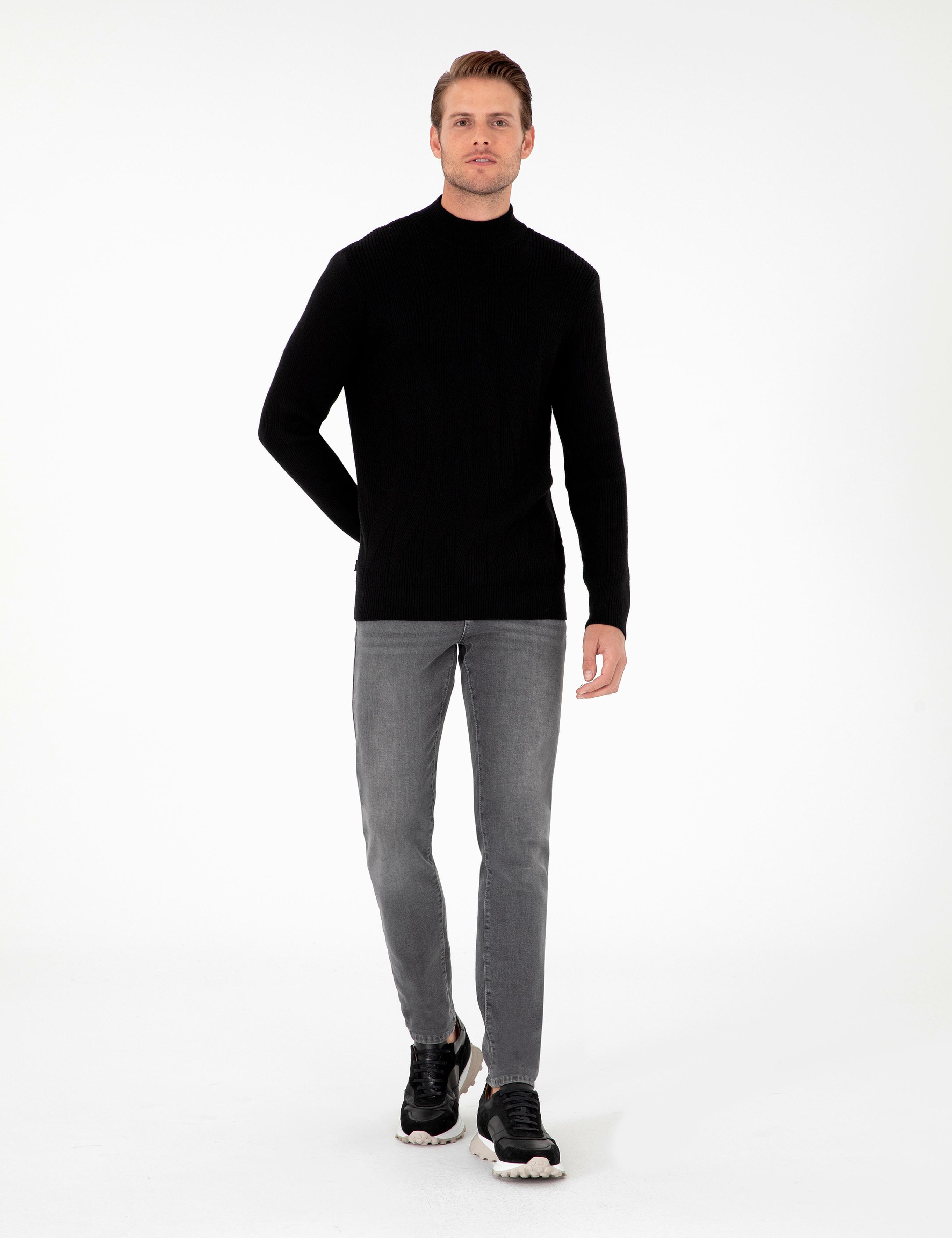 Siyah Slim Fit Yarım Balıkçı Yaka Yün Karışımlı Triko Kazak