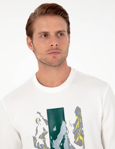 Ekru Regular Fit Bisiklet Yaka Sweatshirt
