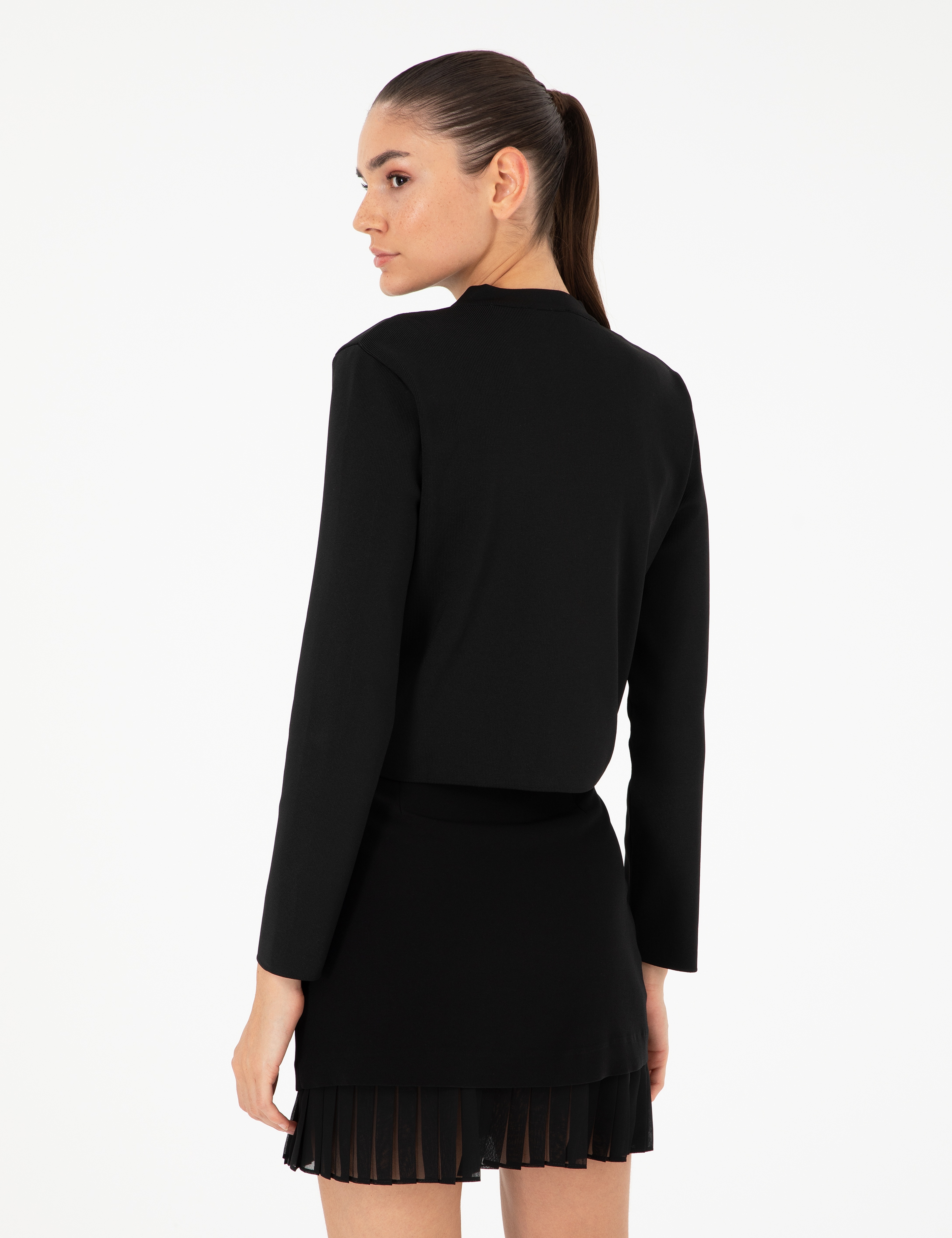 Siyah Crop Top Triko Hırka - Image 5