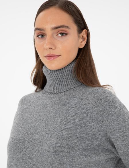 Gri Regular Fit Balıkçı Yaka Yün Kazak - 50296491006