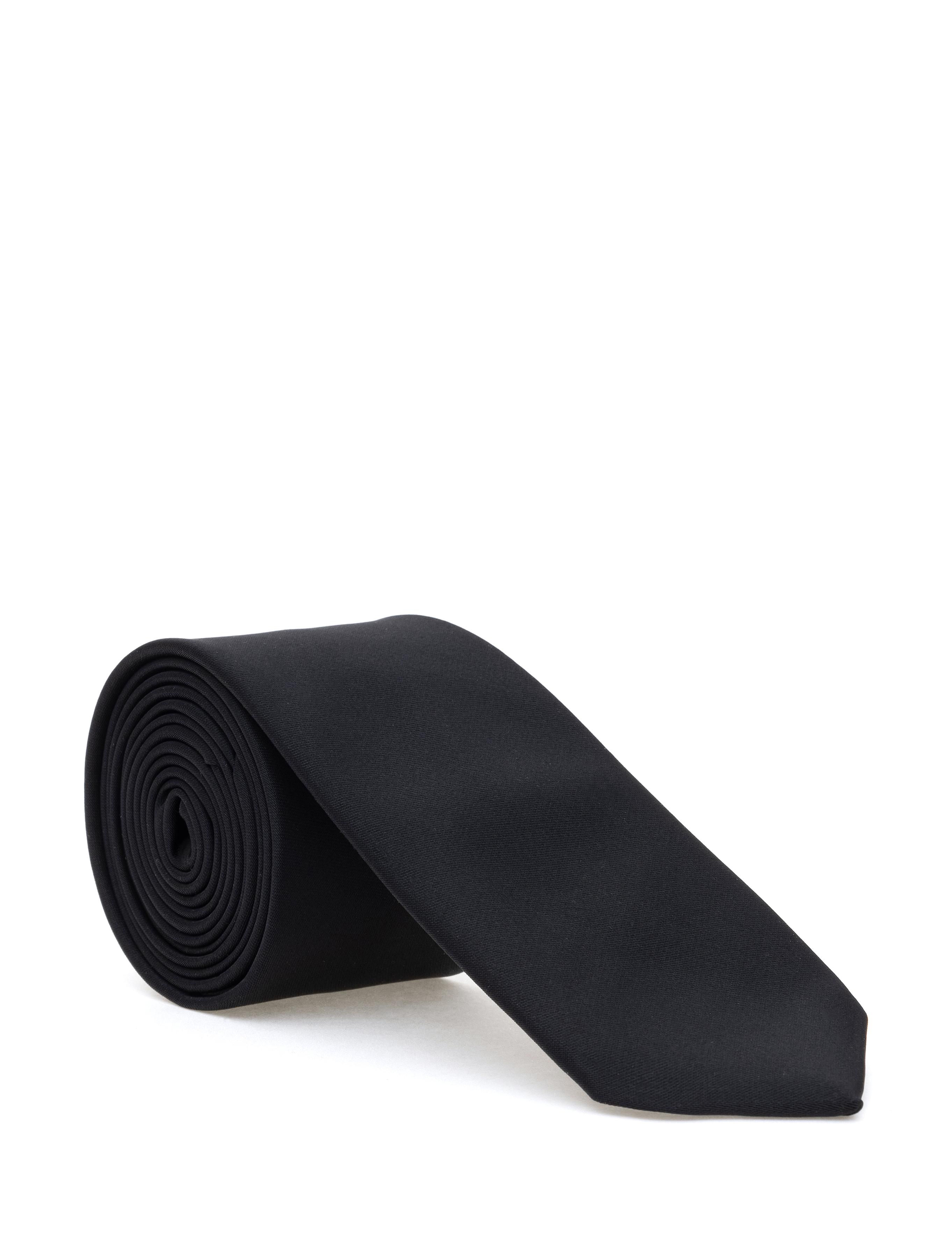 Siyah Kravat