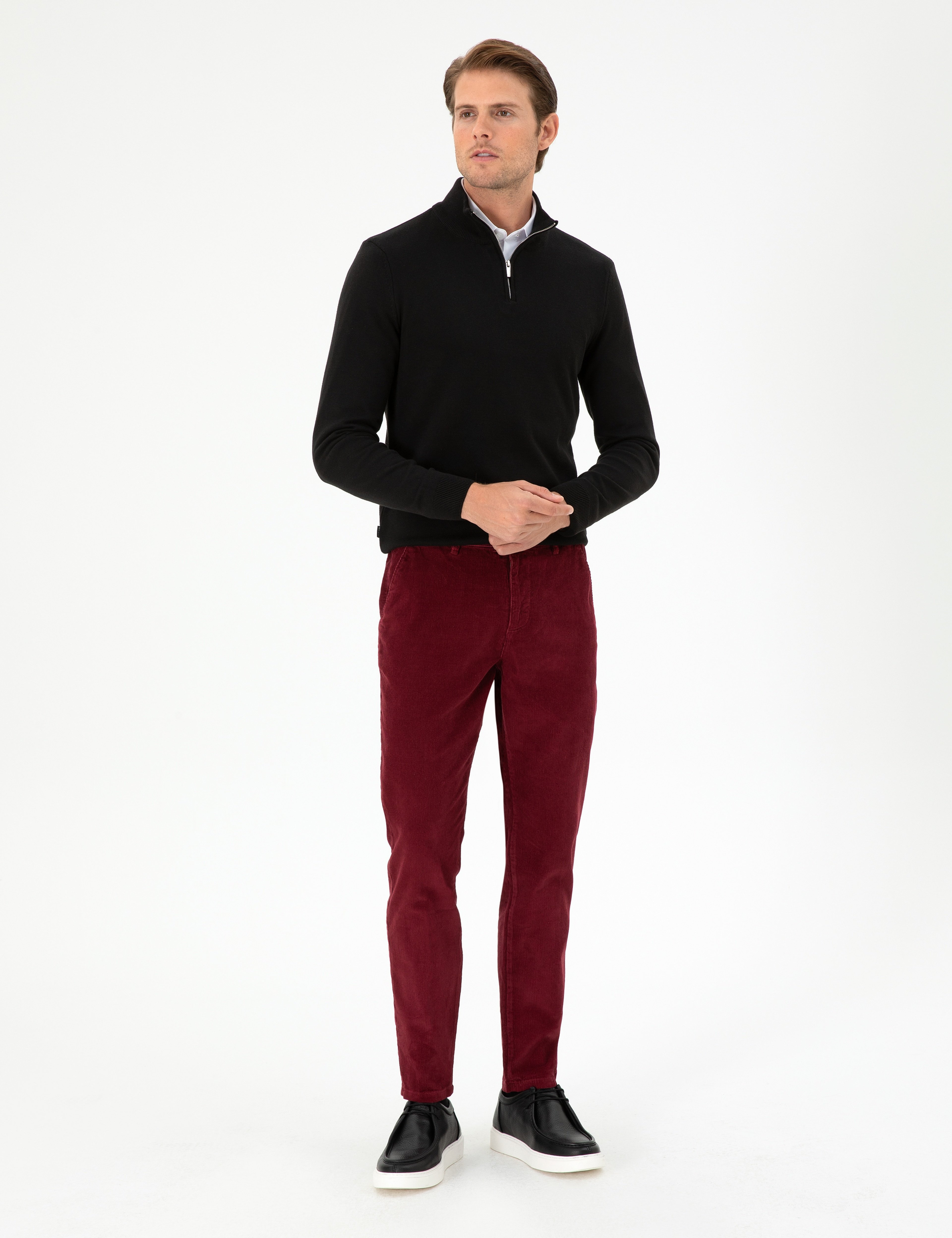 Siyah Slim Fit Fermuarlı Dik Yaka Triko Kazak