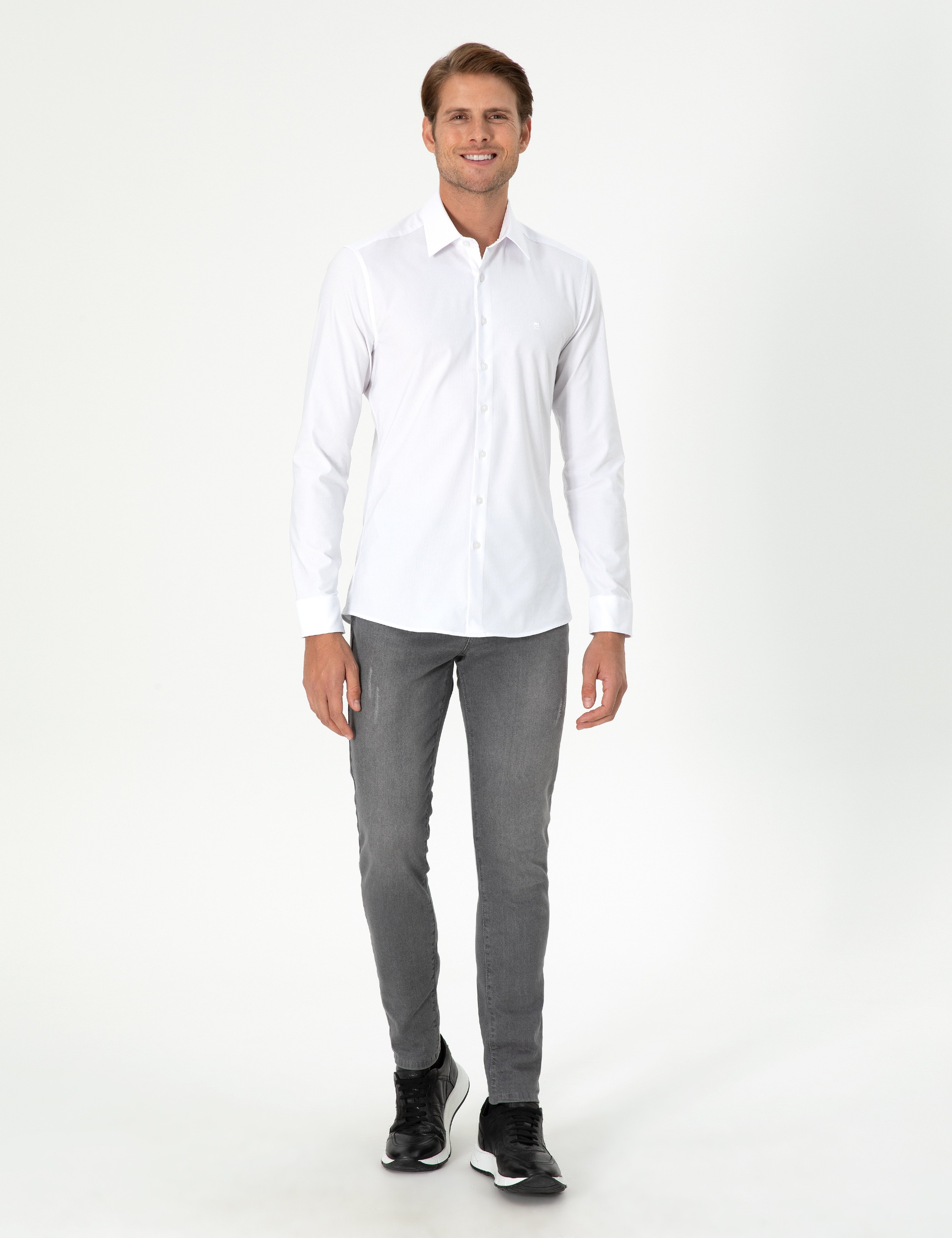 Beyaz Ekstra Slim Fit Uzun Kollu Gömlek