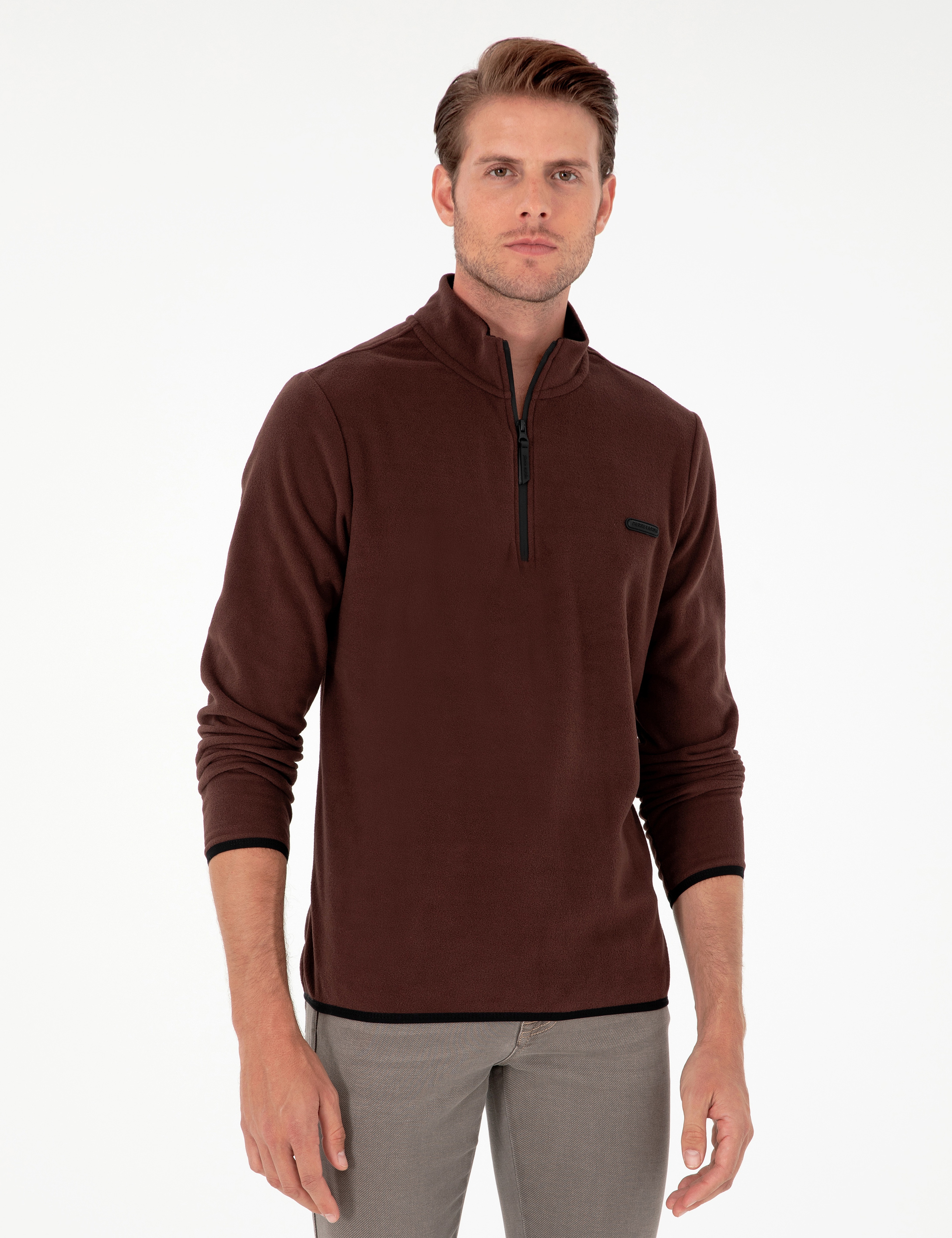 Kahverengi Regular Fit Yarım Fermuarlı Polar Sweatshirt - Image 1