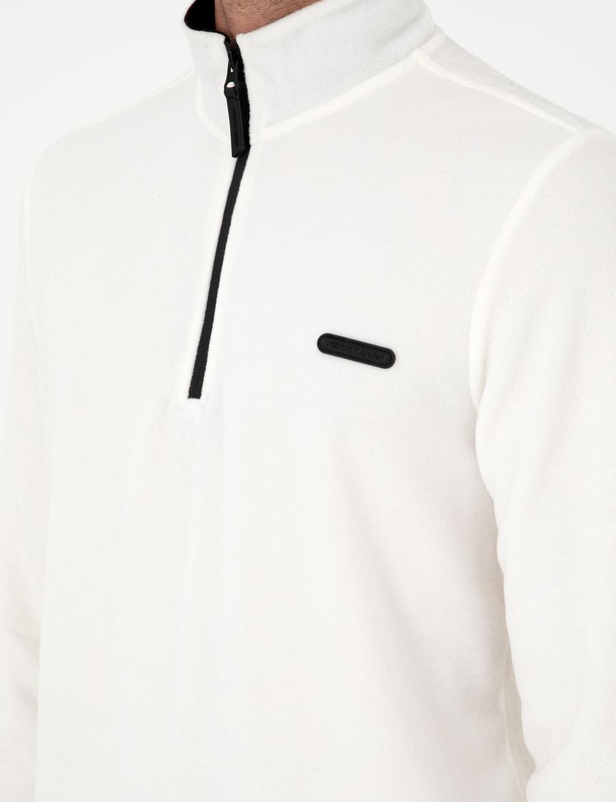 Beyaz Regular Fit Yarım Fermuarlı Polar Sweatshirt