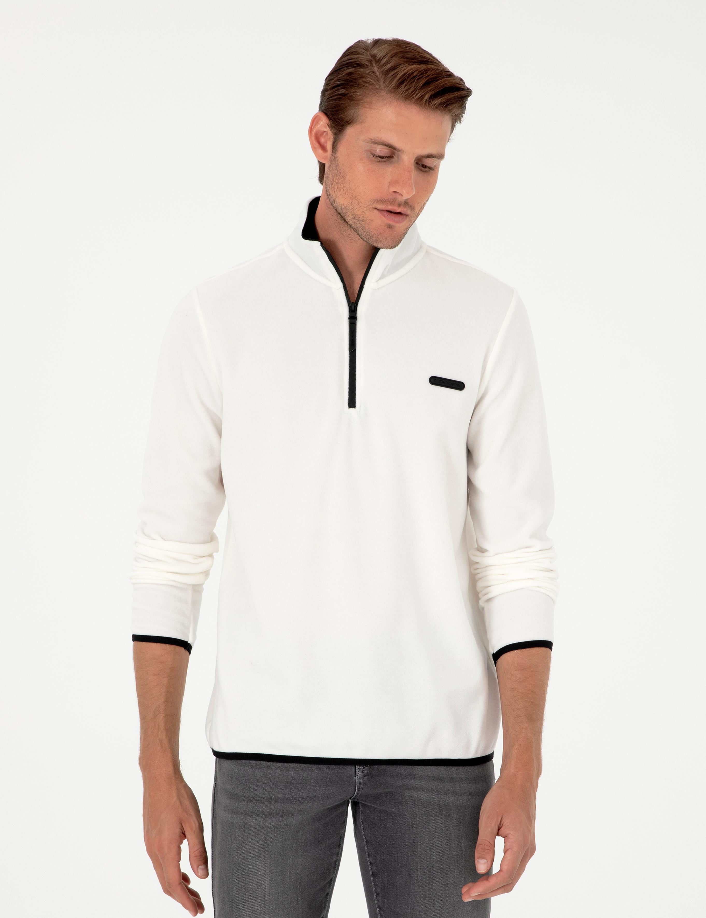 Beyaz Regular Fit Yarım Fermuarlı Polar Sweatshirt