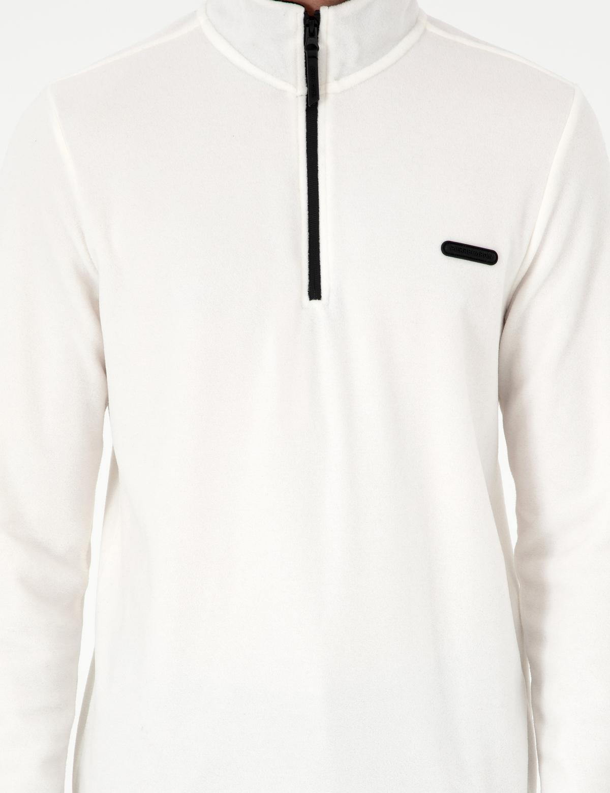 Beyaz Regular Fit Yarım Fermuarlı Polar Sweatshirt - 50298973065