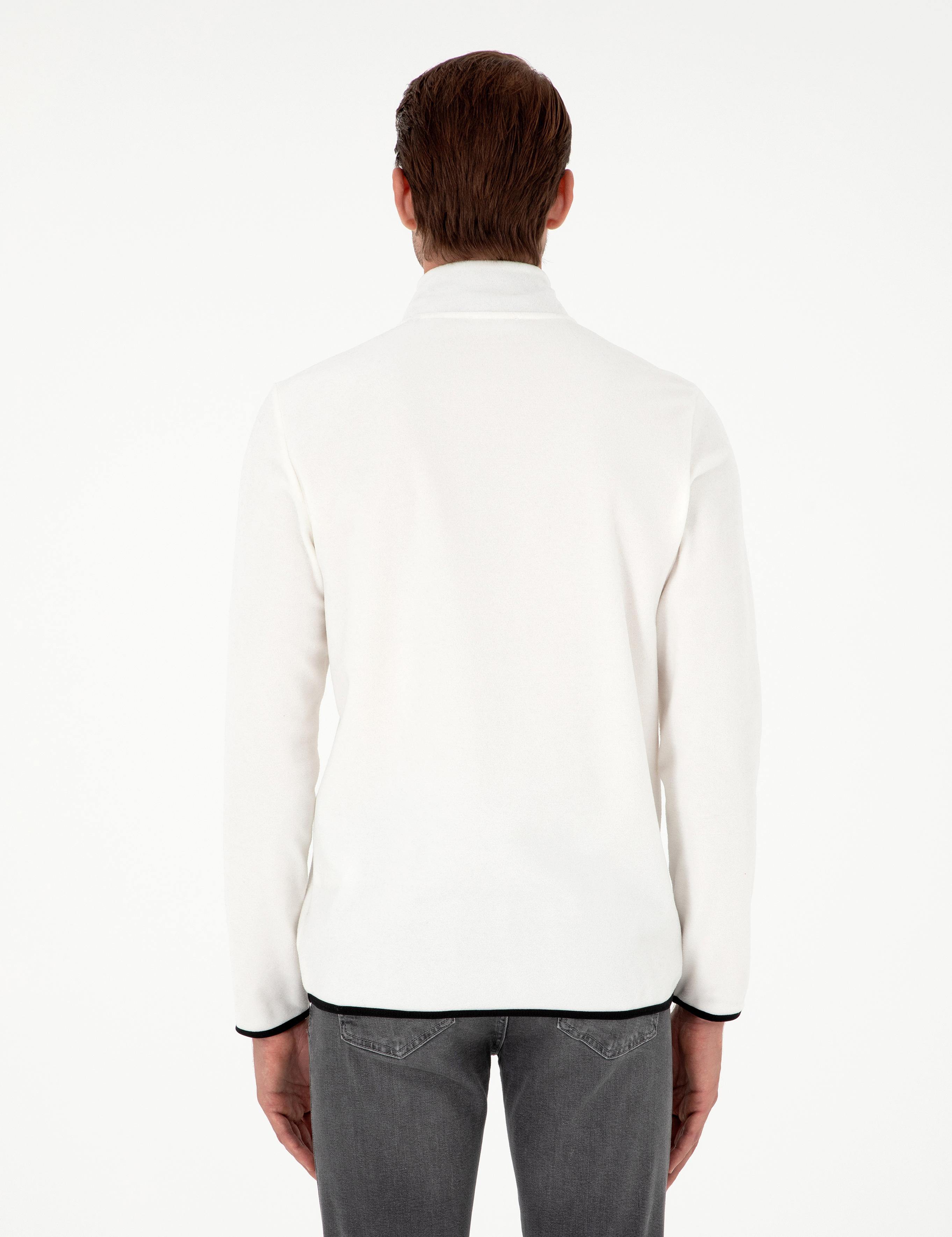 Beyaz Regular Fit Yarım Fermuarlı Polar Sweatshirt