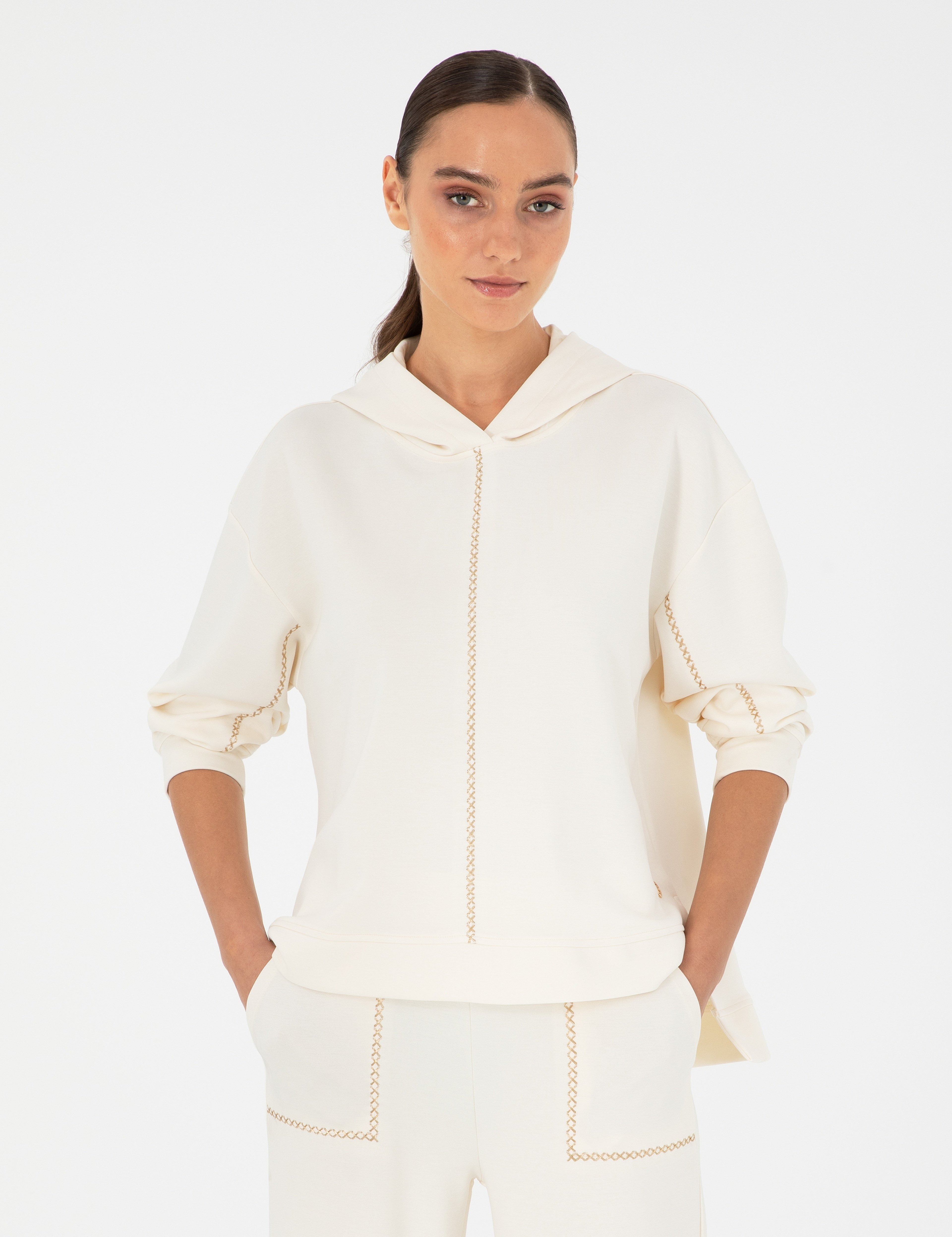 Ekru Oversize Sweatshirt - Image 1