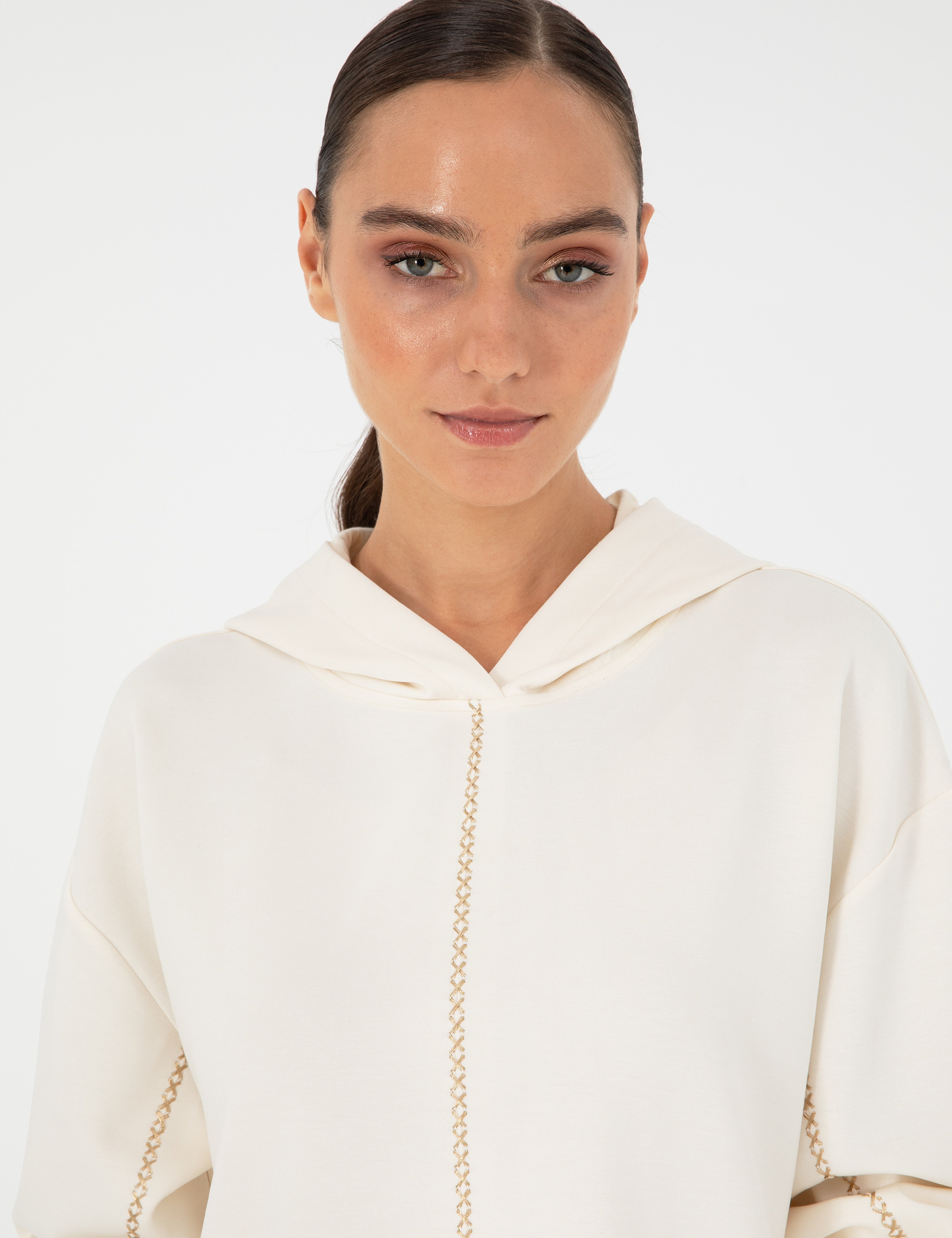 Ekru Oversize Sweatshirt - Image 2