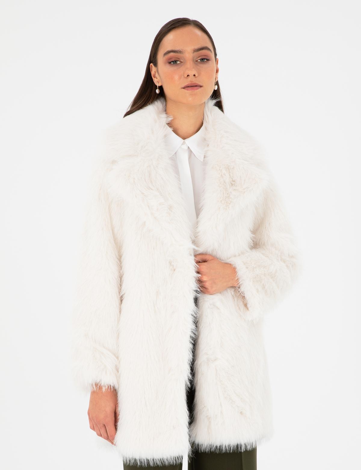 Ekru Comfort Fit Suni Kürk