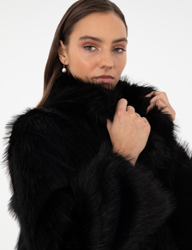 Siyah Comfort Fit Suni Kürk