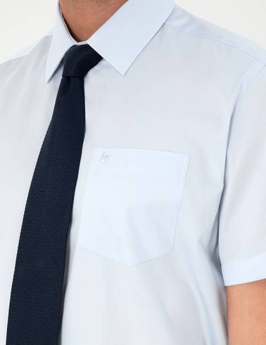 Açık Mavi %100 Pamuk Parlak Saten Regular Fit Kısa Kollu Basic Gömlek