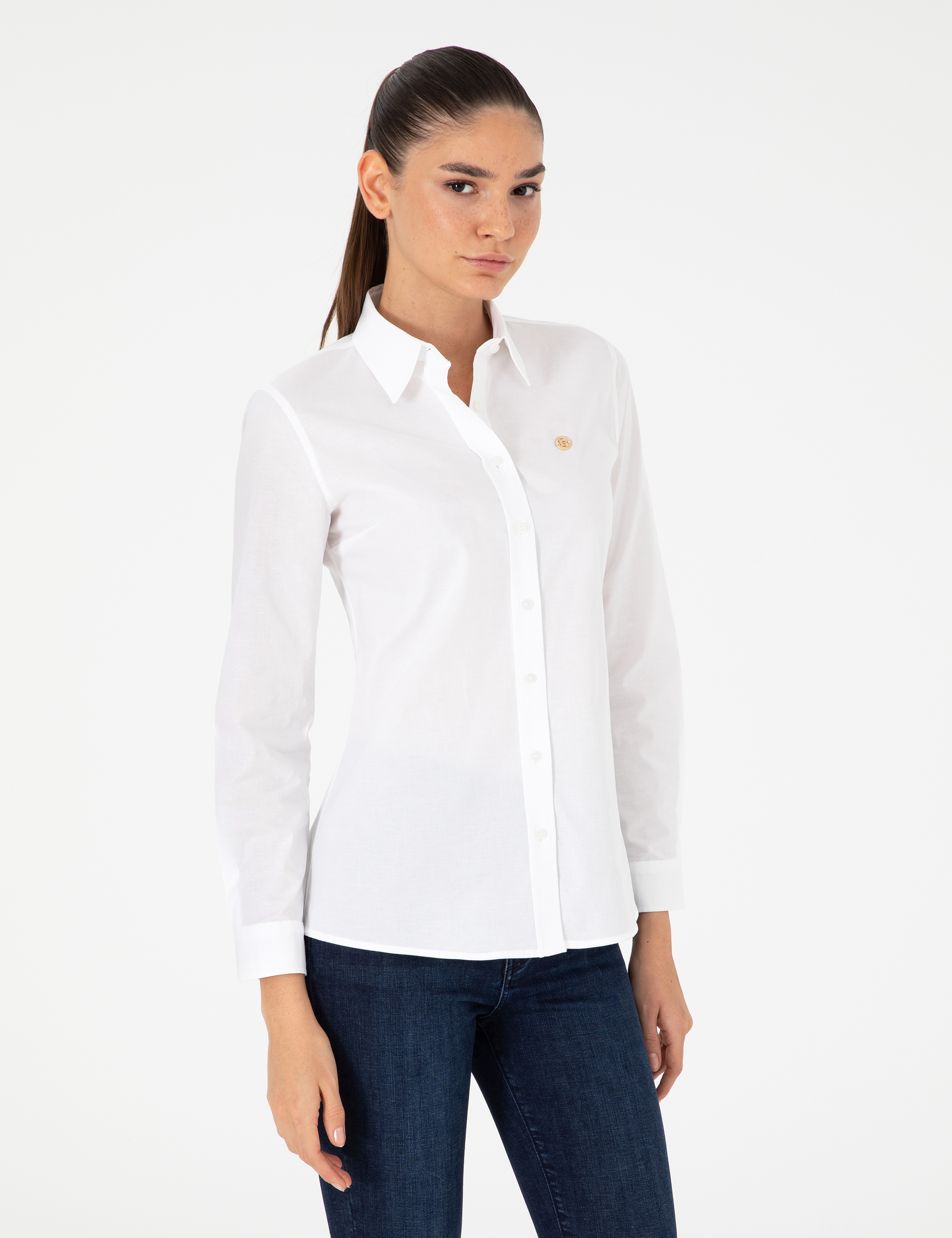 Beyaz Slim Fit Uzun Kollu Gömlek - Image 1