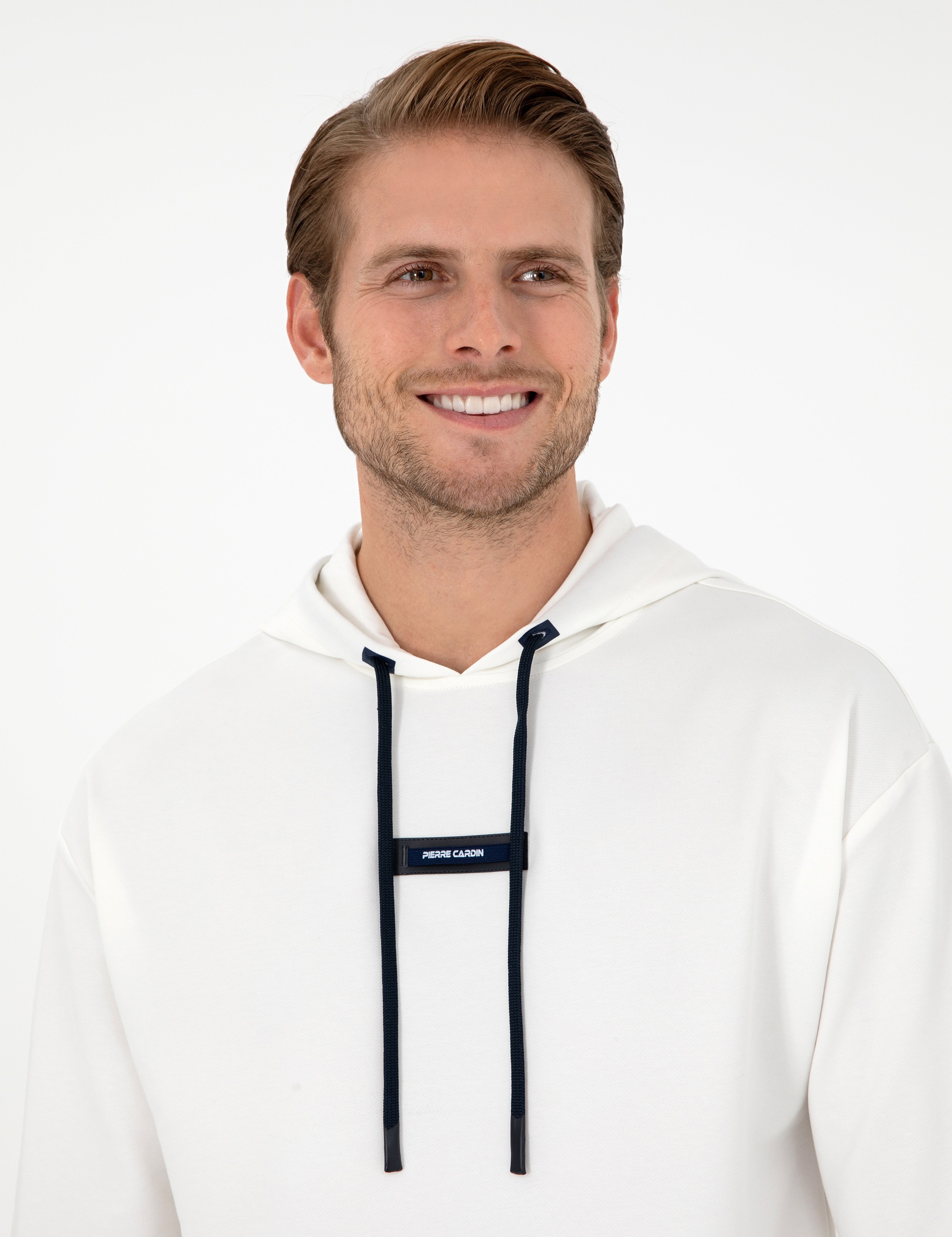 Beyaz 2 İplik Comfort Fit Kapüşonlu Sweatshirt - Image 2