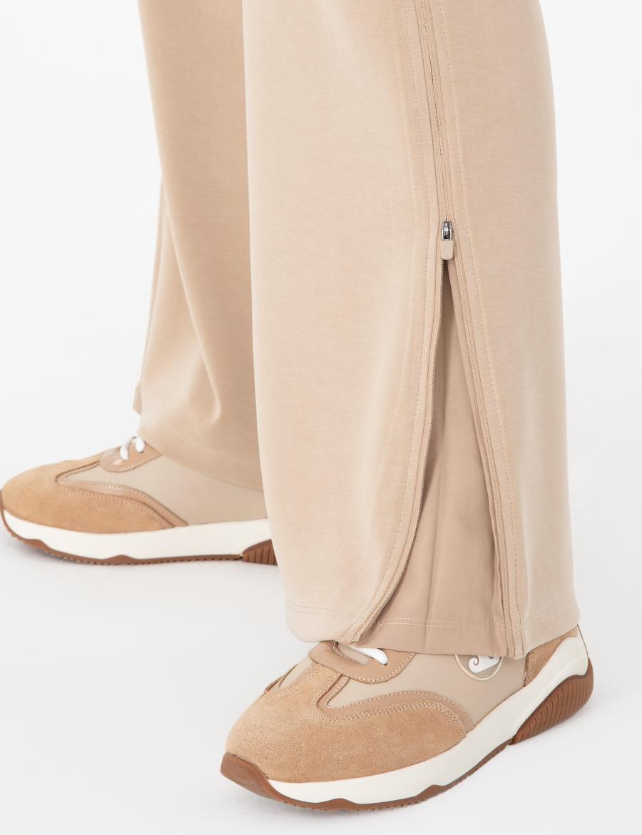 Bej Flare Fit Fermuar Detaylı Eşofman Altı