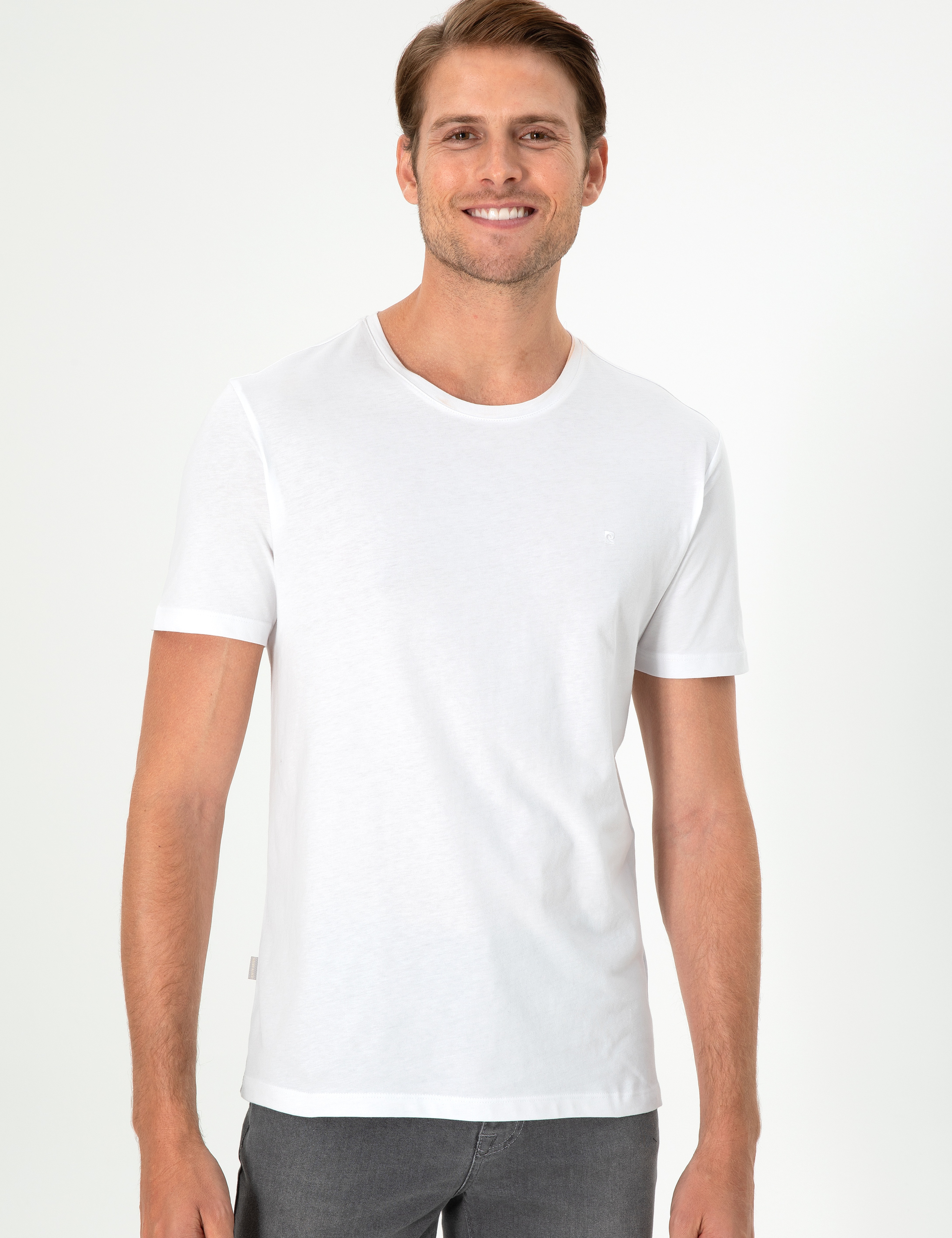 Beyaz Slim Fit Basic Tişört - Image 3