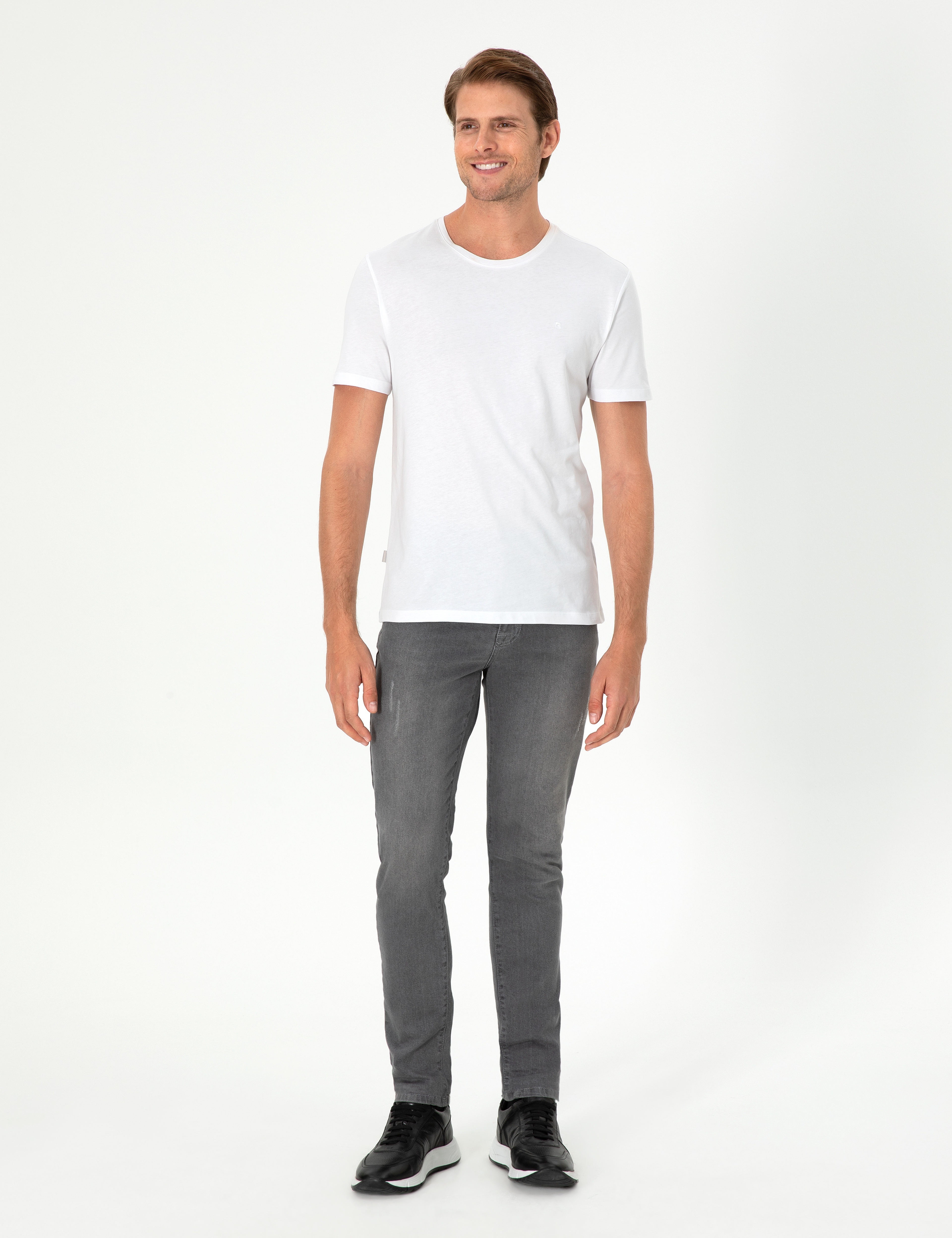 Beyaz Slim Fit Basic Tişört